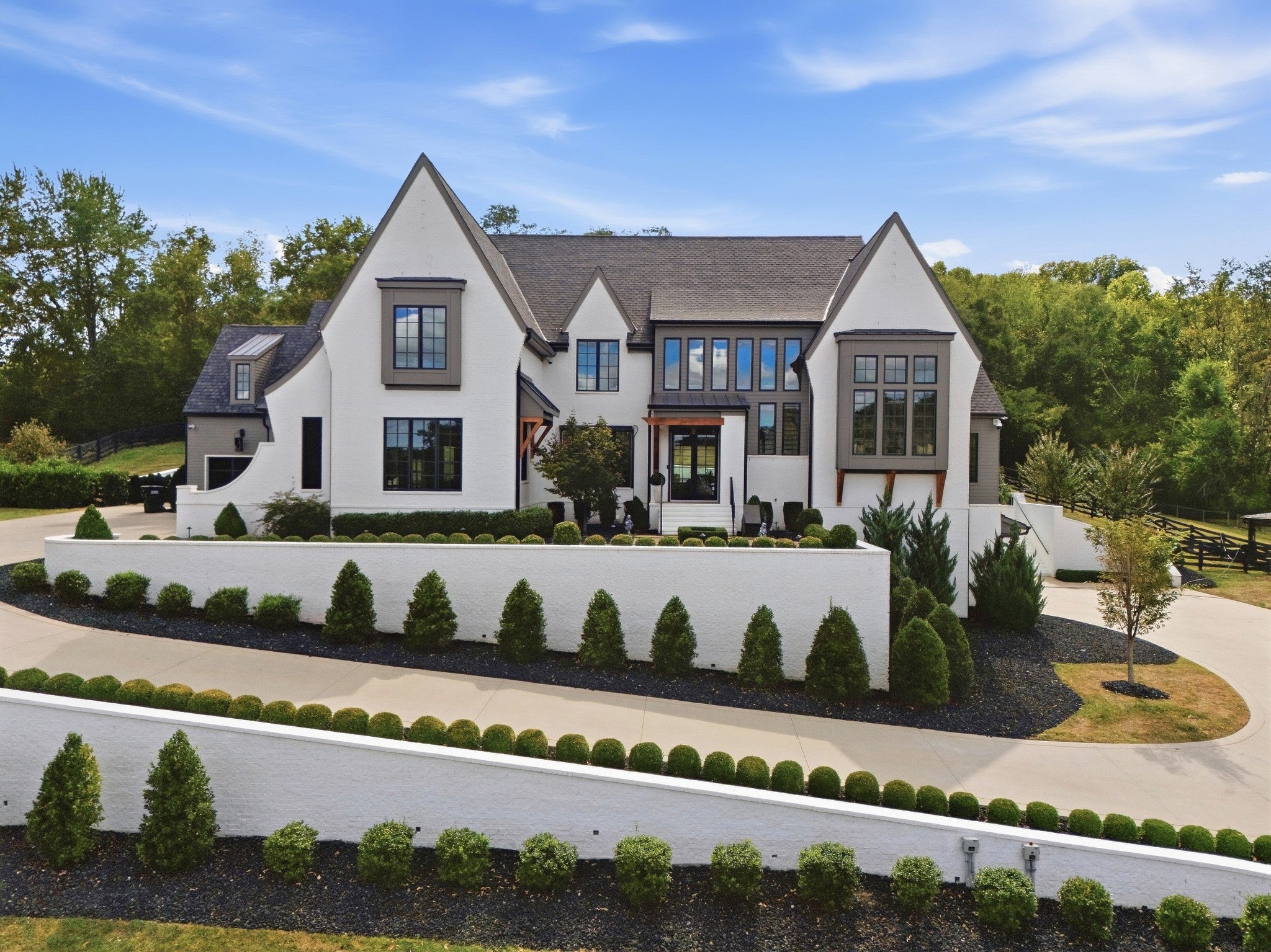 4445 Buchanan Ln - home for sale