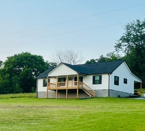 486 Salt Lick Creek Rd Pleasant Shade TN 37145