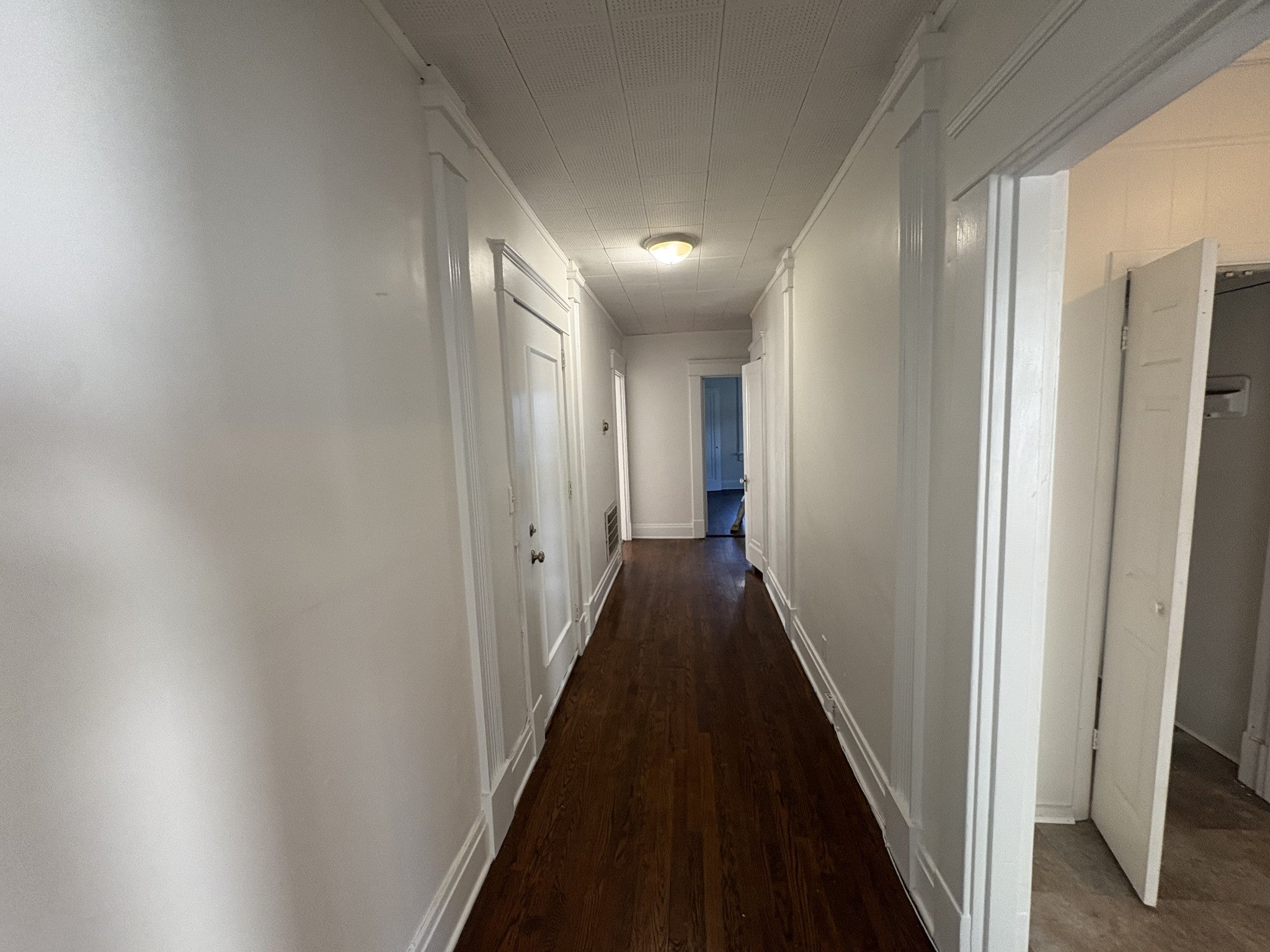 3736 Whitland Ave 1