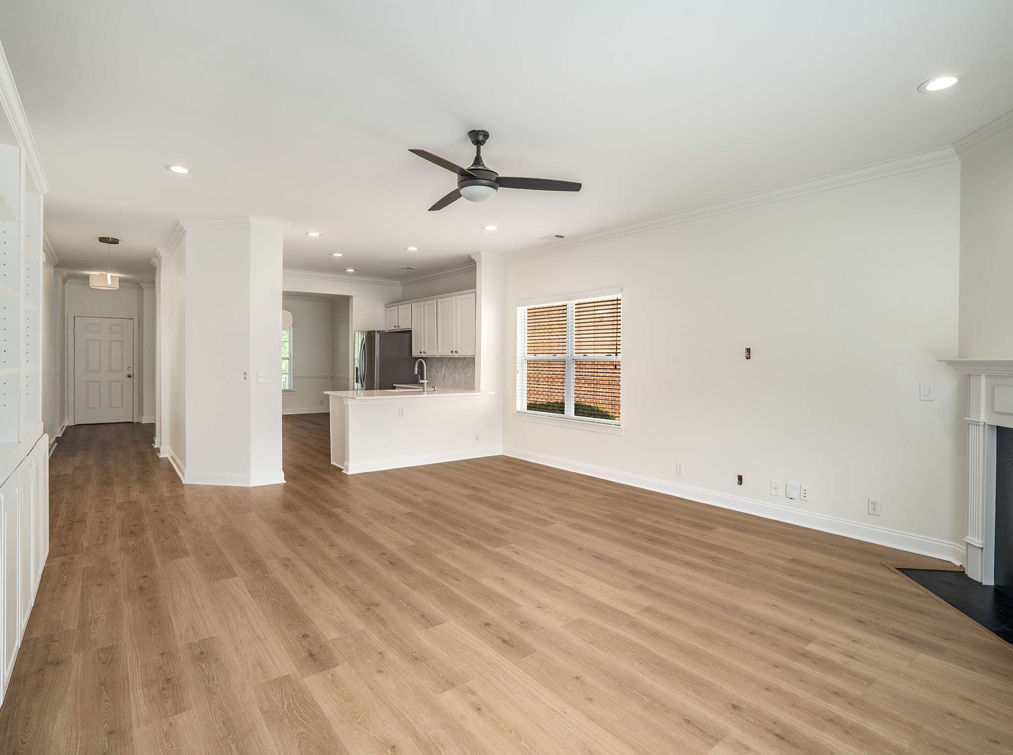 3038 Oxford Glen Dr