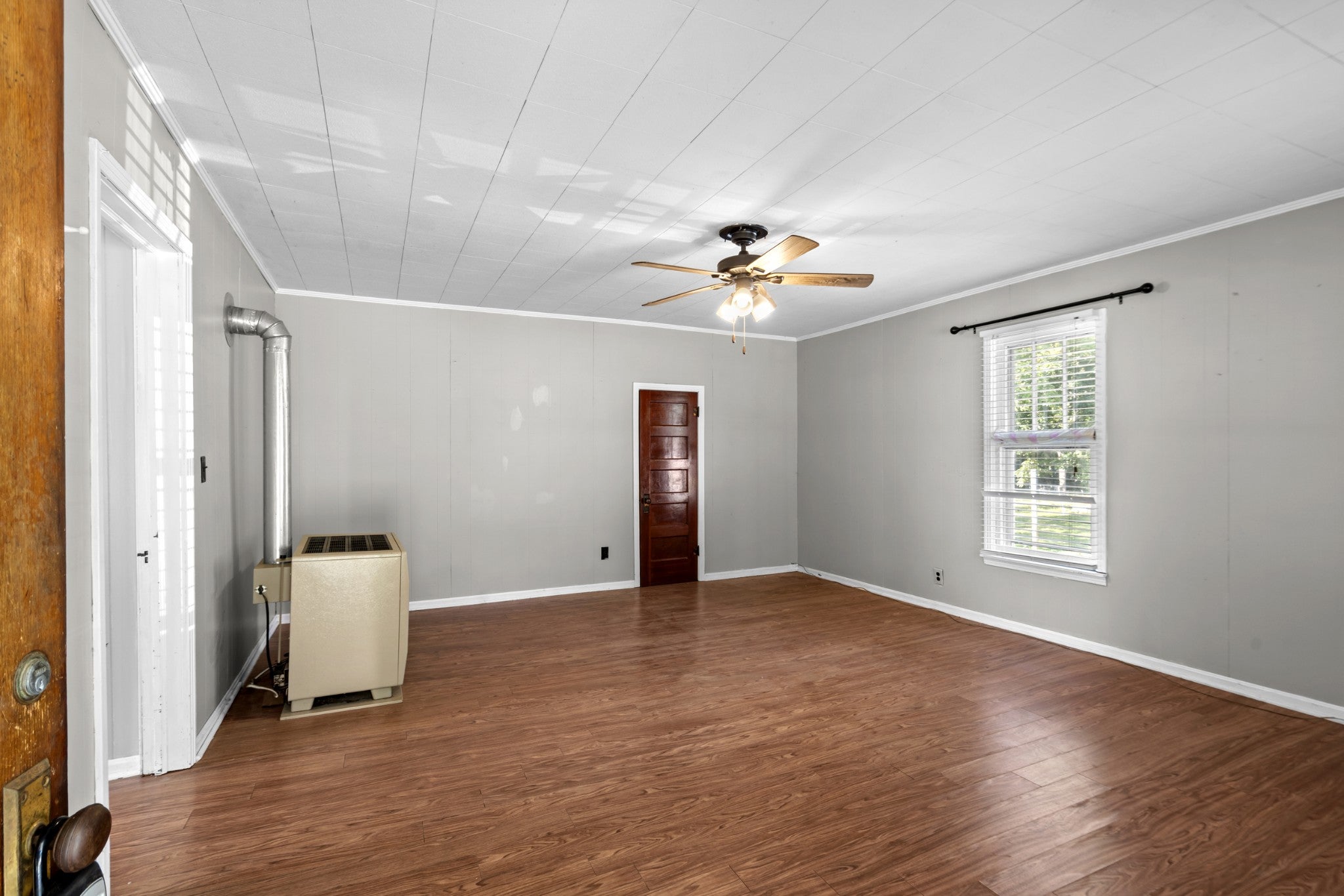 2022 Highway 47 E