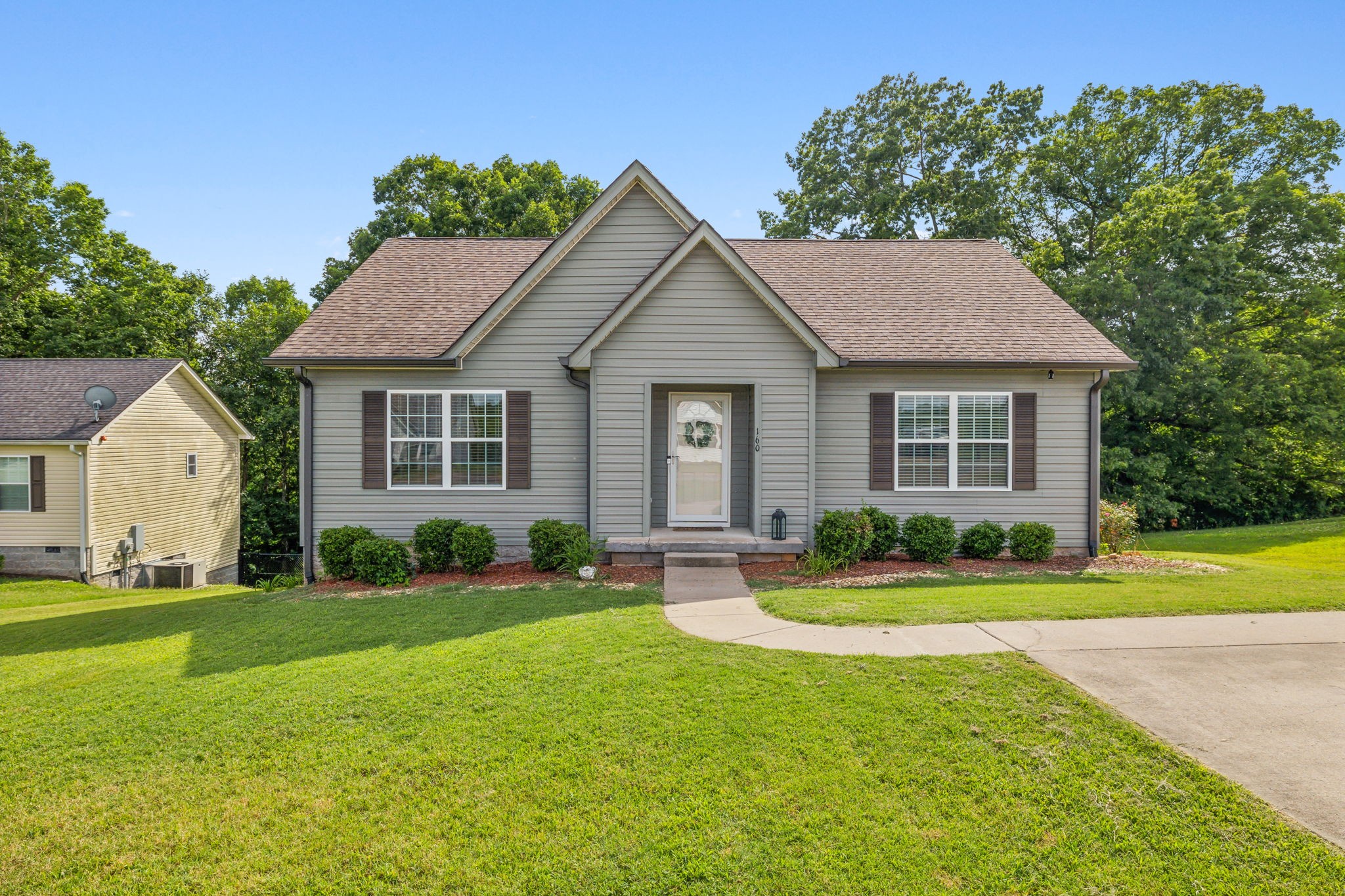 View Ashland City, TN 37015 house