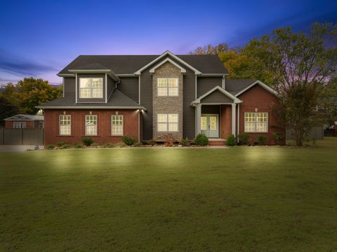 650 Dixie Bee Rd Clarksville TN 37043