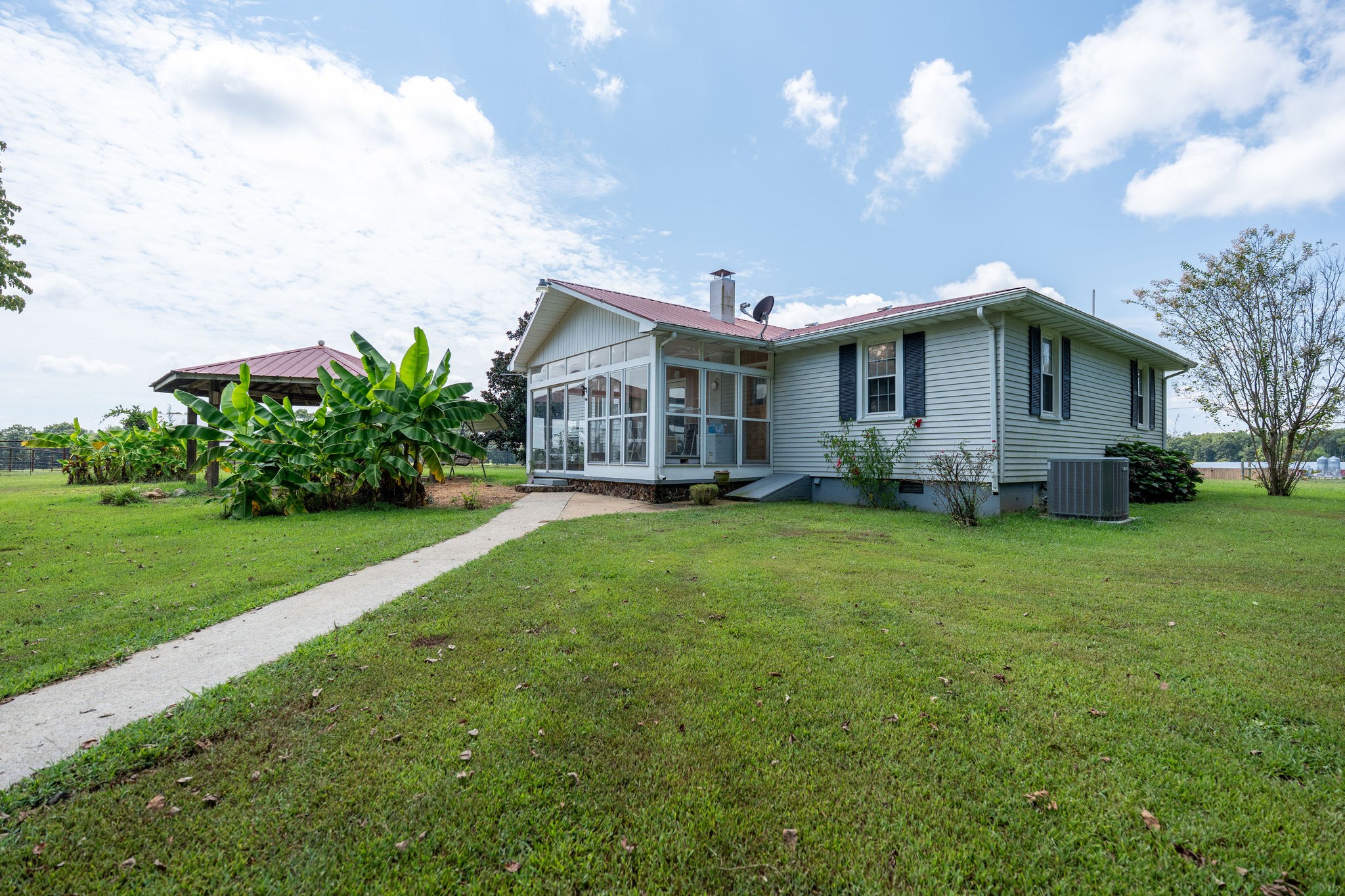 3055 George Olive Rd