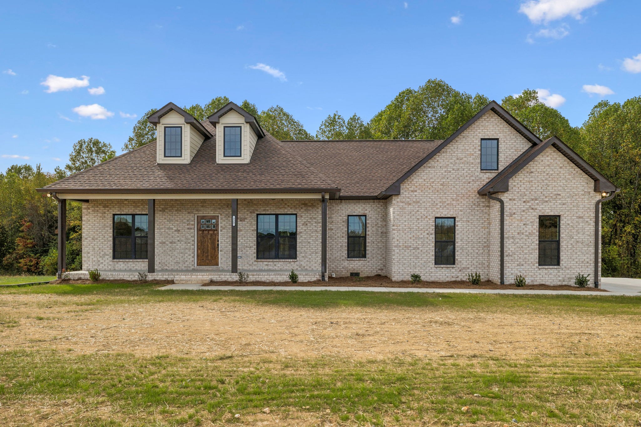 323 Cheney Ln