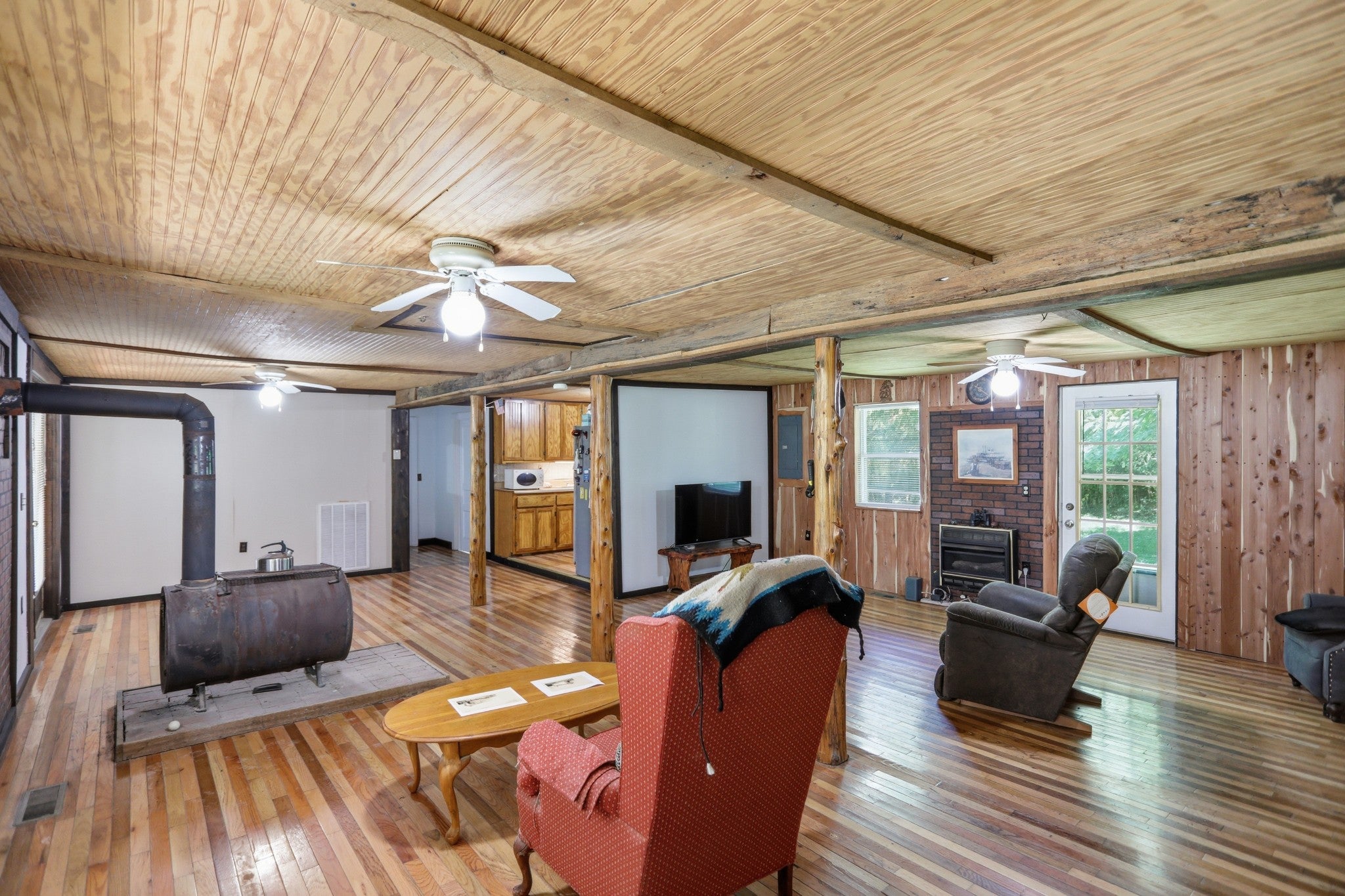 120 Bradley Ln