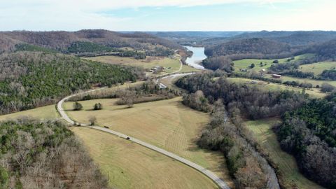 Photo of 929 Wartrace Hwy, Pleasant Shade, TN 37145 (MLS # 3129540)
