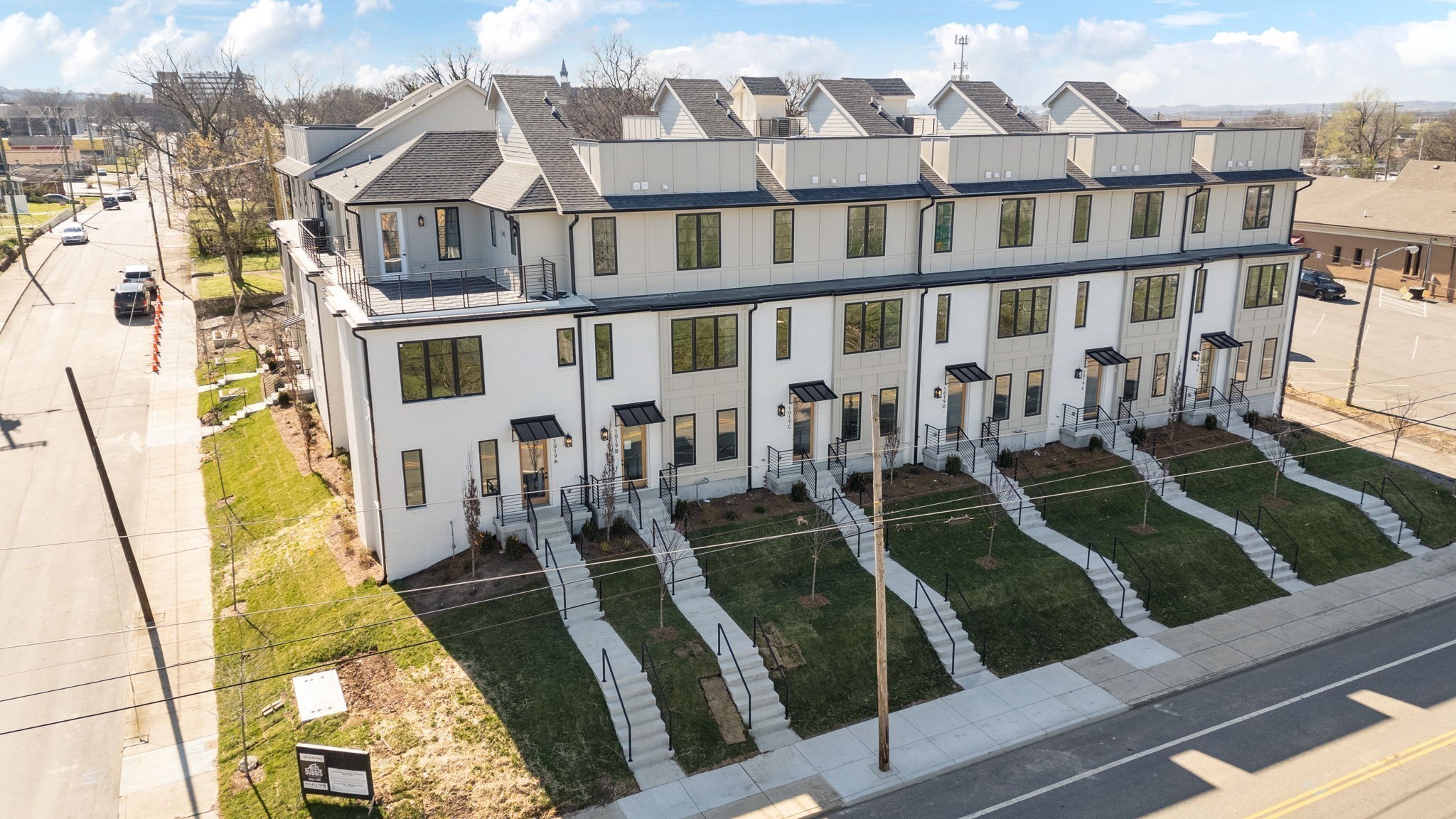 1200 Phillips Street E