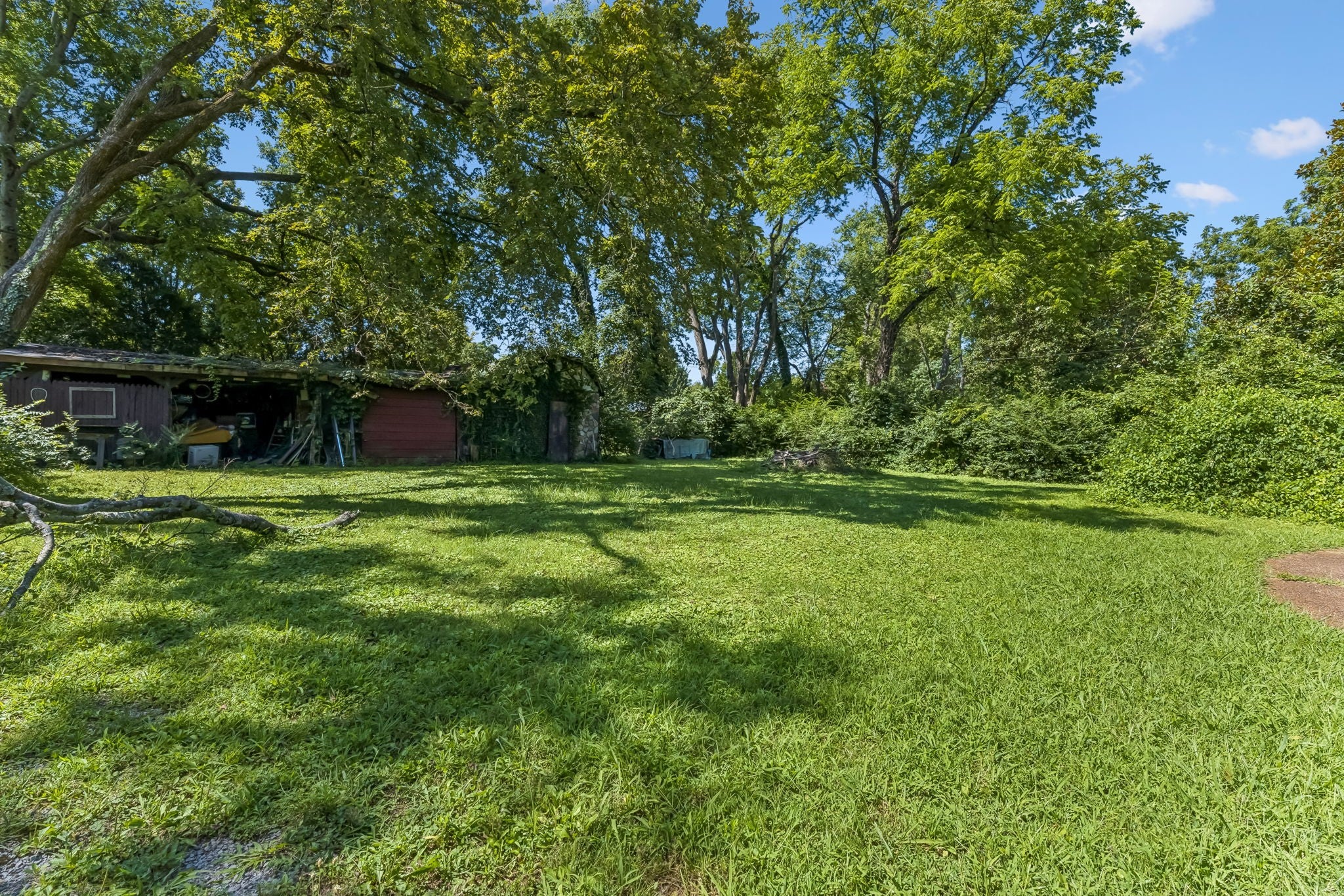 1128 Haysboro Ave