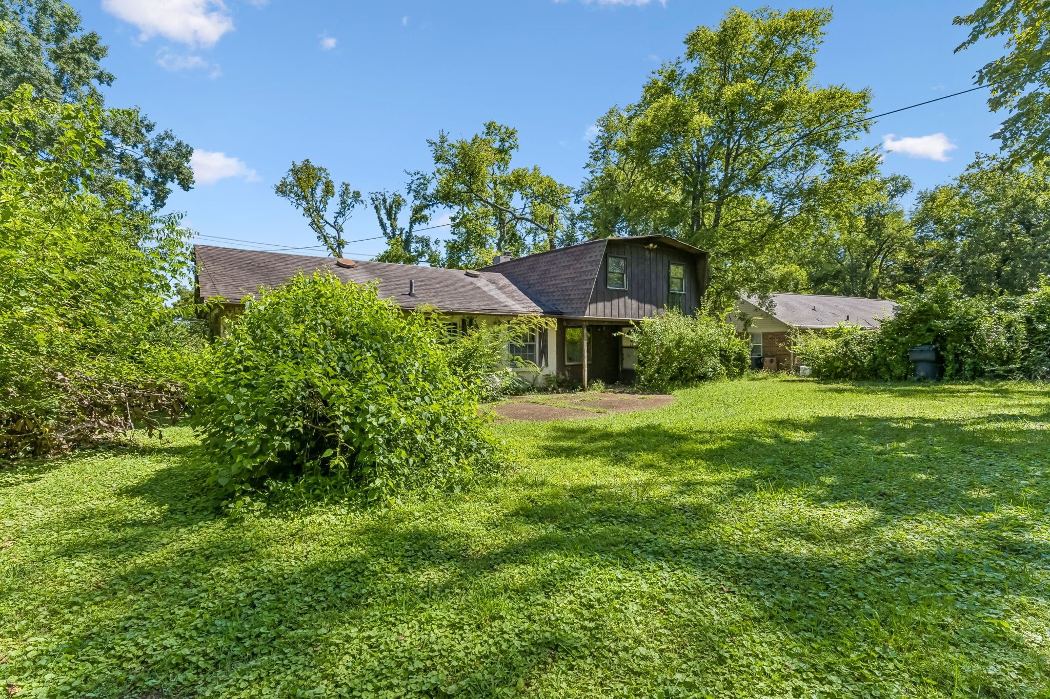1128 Haysboro Ave