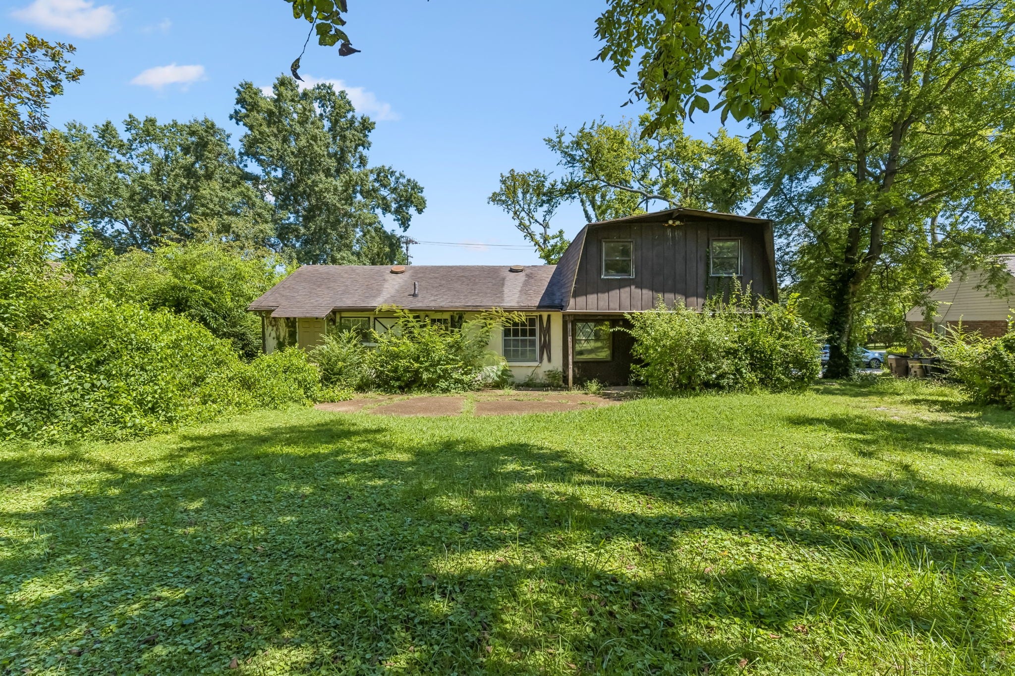 1128 Haysboro Ave