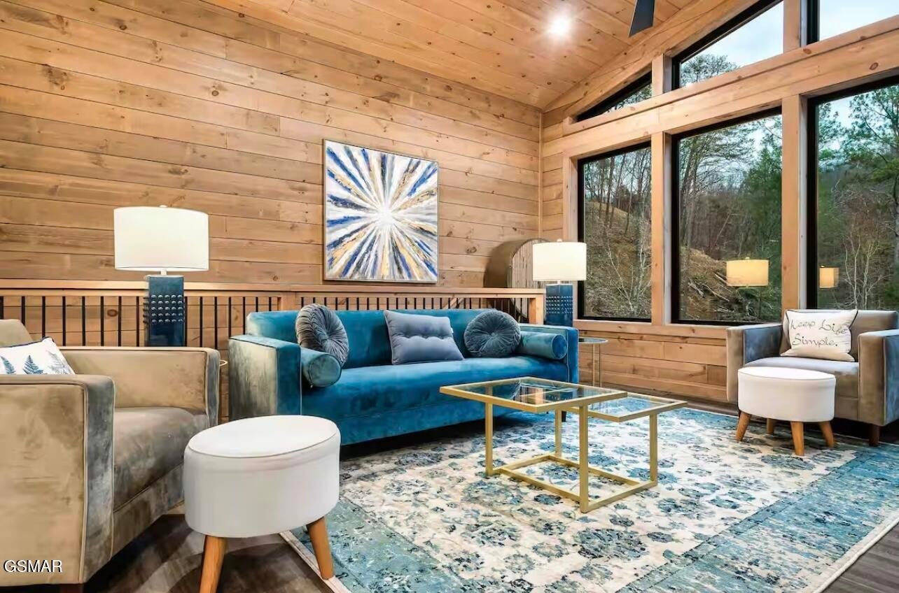 1508 Mountain Drive