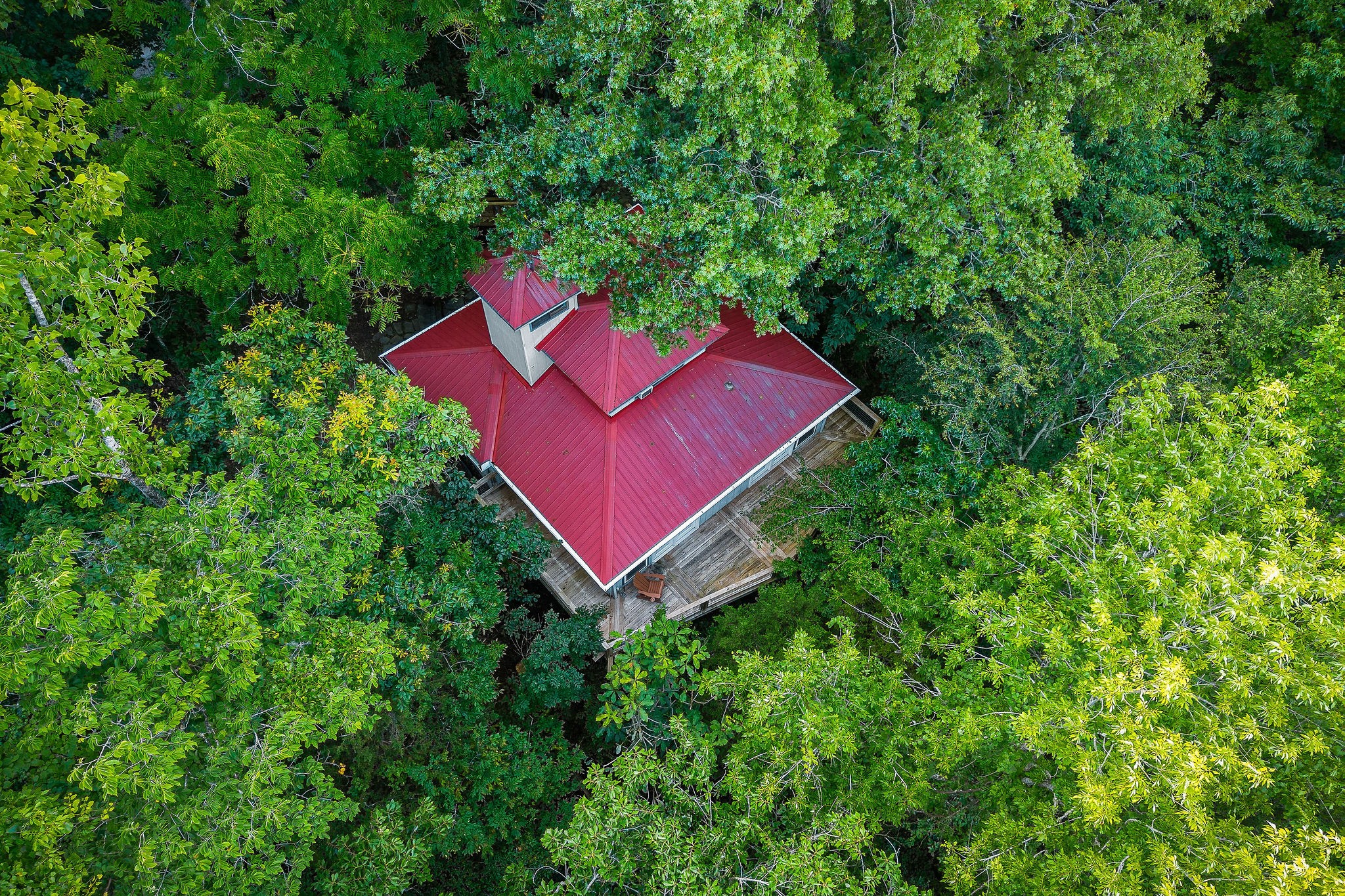 1385 Lakeside Dr