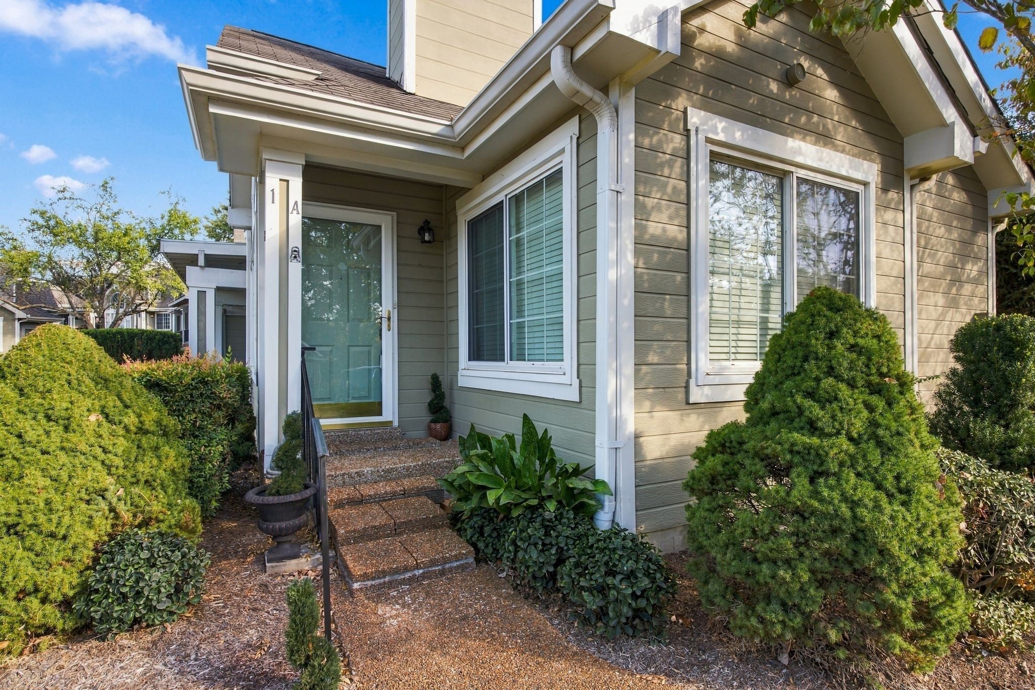 129 Cherry Hill Dr 1A