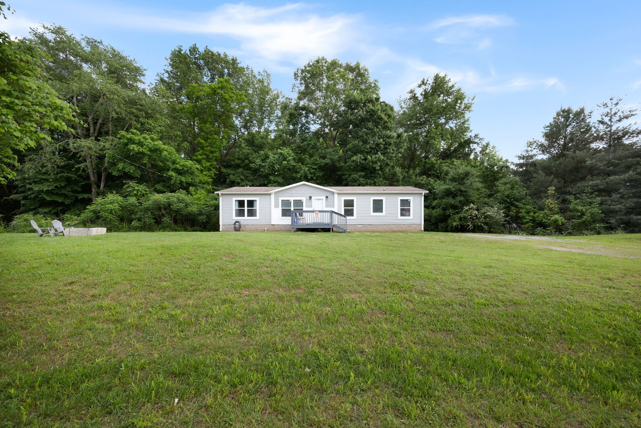 3039 Meadow Ct