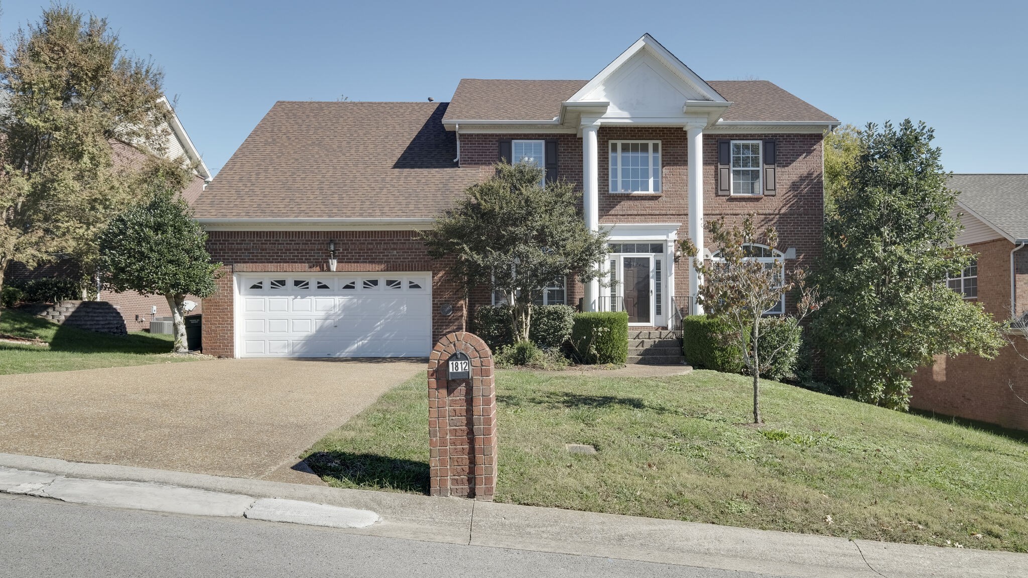 Photo 1 of 36 — 1812 Apple Ridge Cir, Nashville, TN 37211