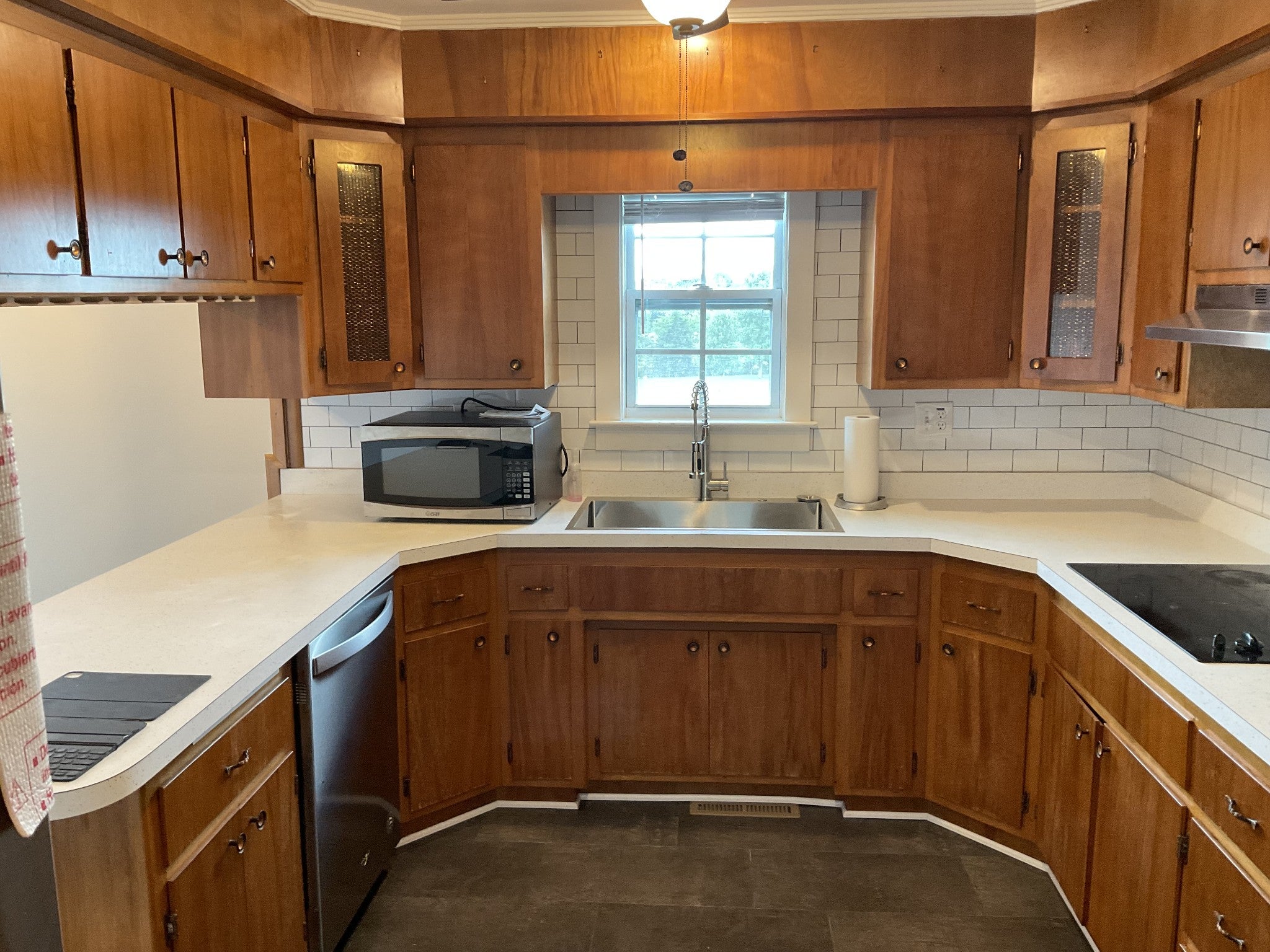 1227 Hazelwood Rd