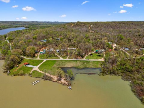 11460 Crooked Creek Rd Lobelville TN 37097