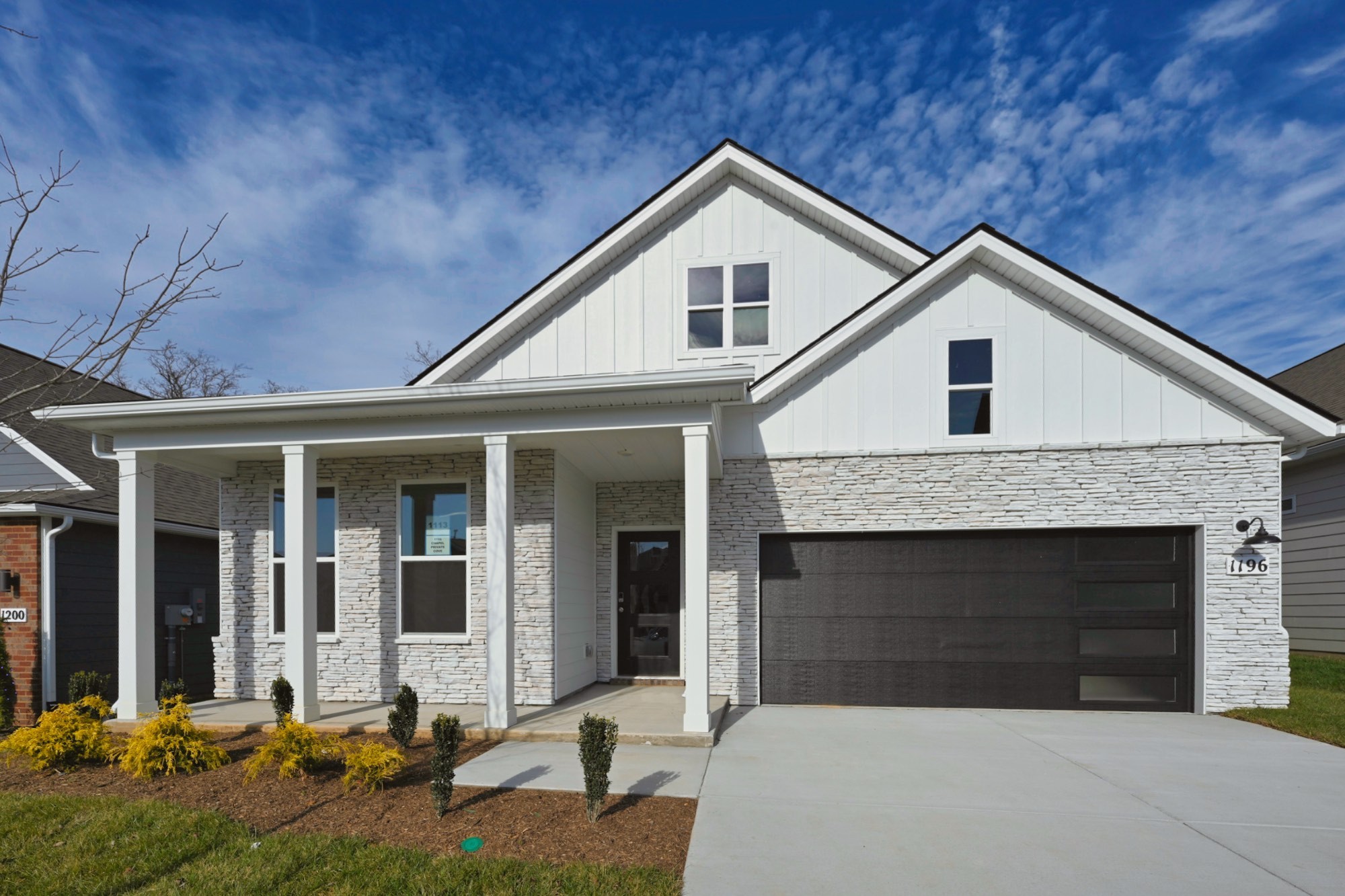 1196 Chapel Pvt Cove