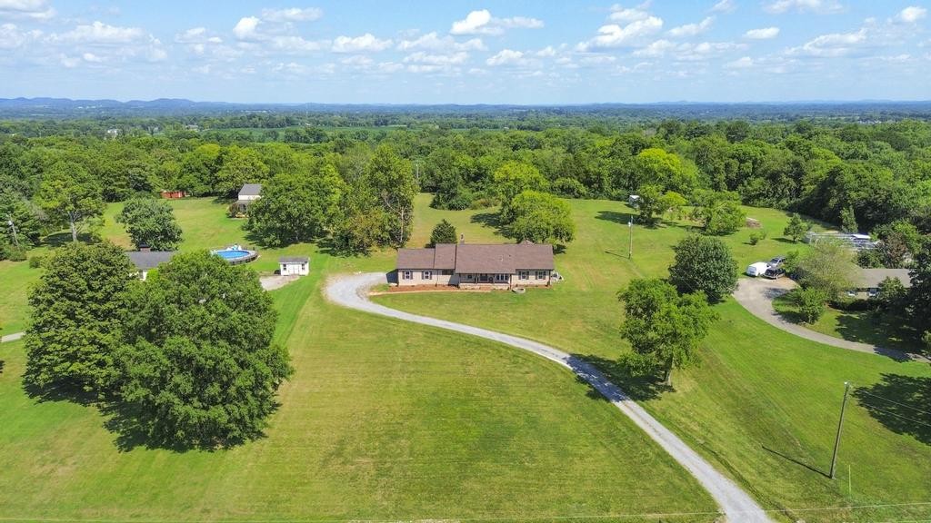 1029 Robertson Rd NE