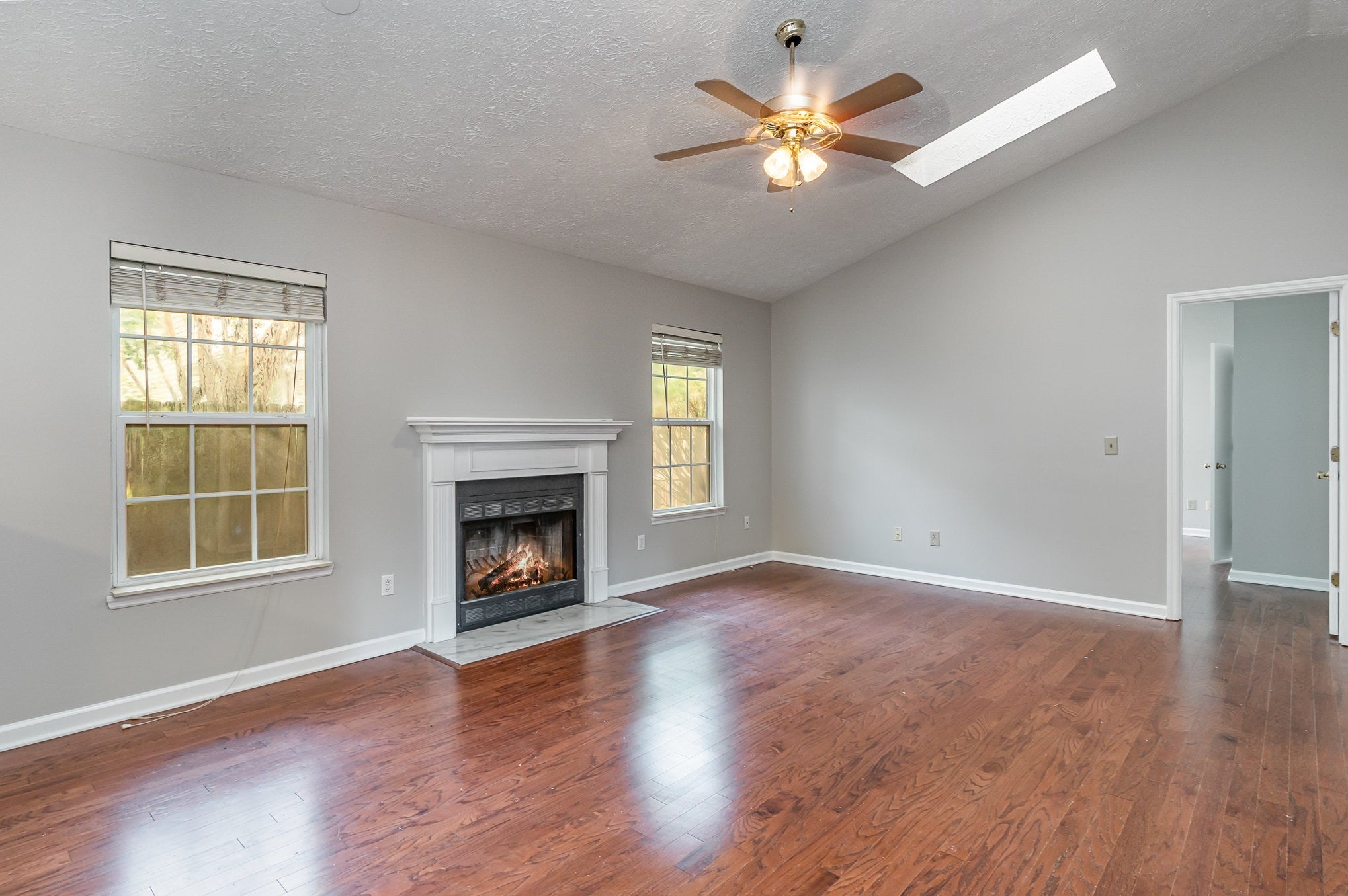 108 Meridian Ct