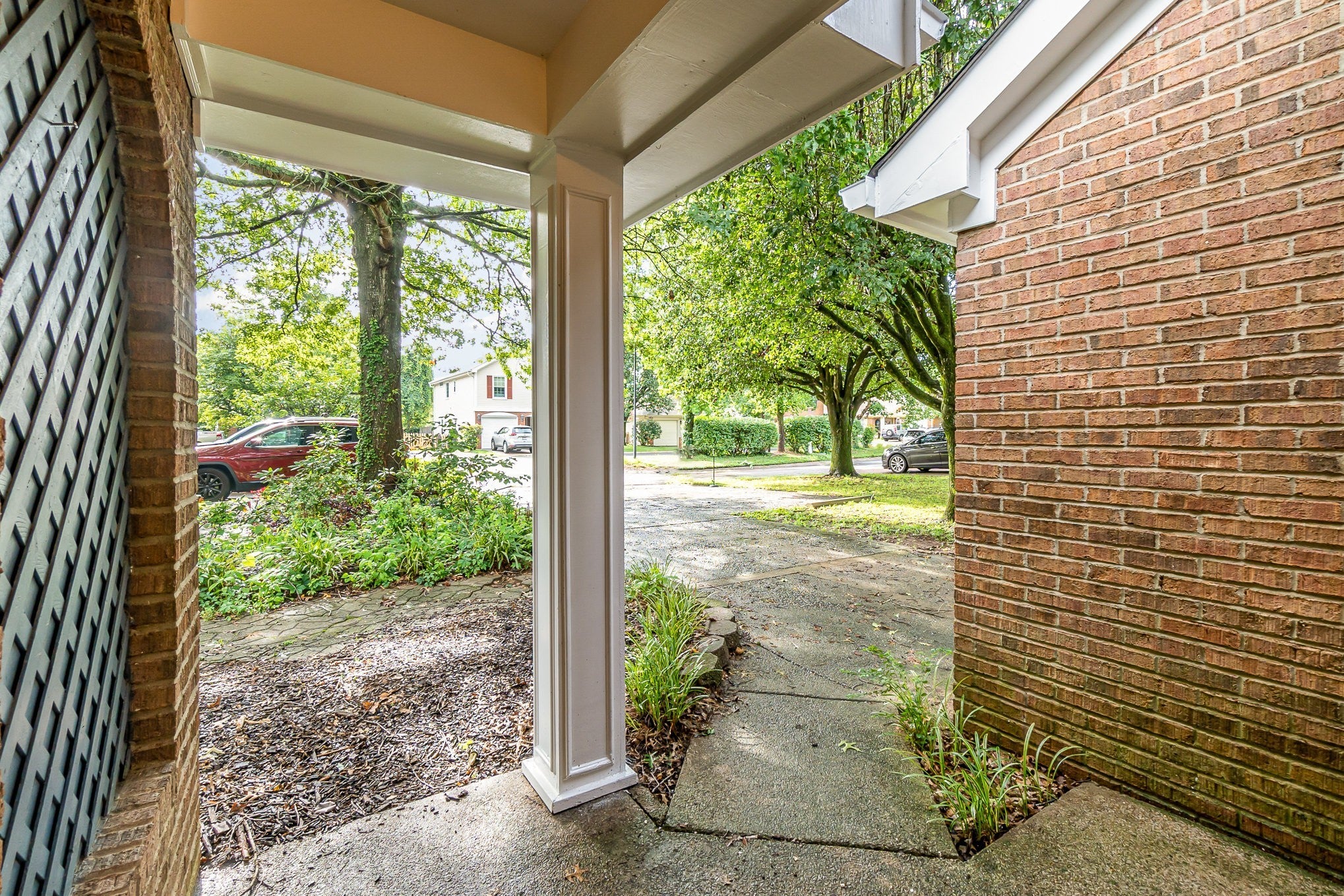 108 Meridian Ct