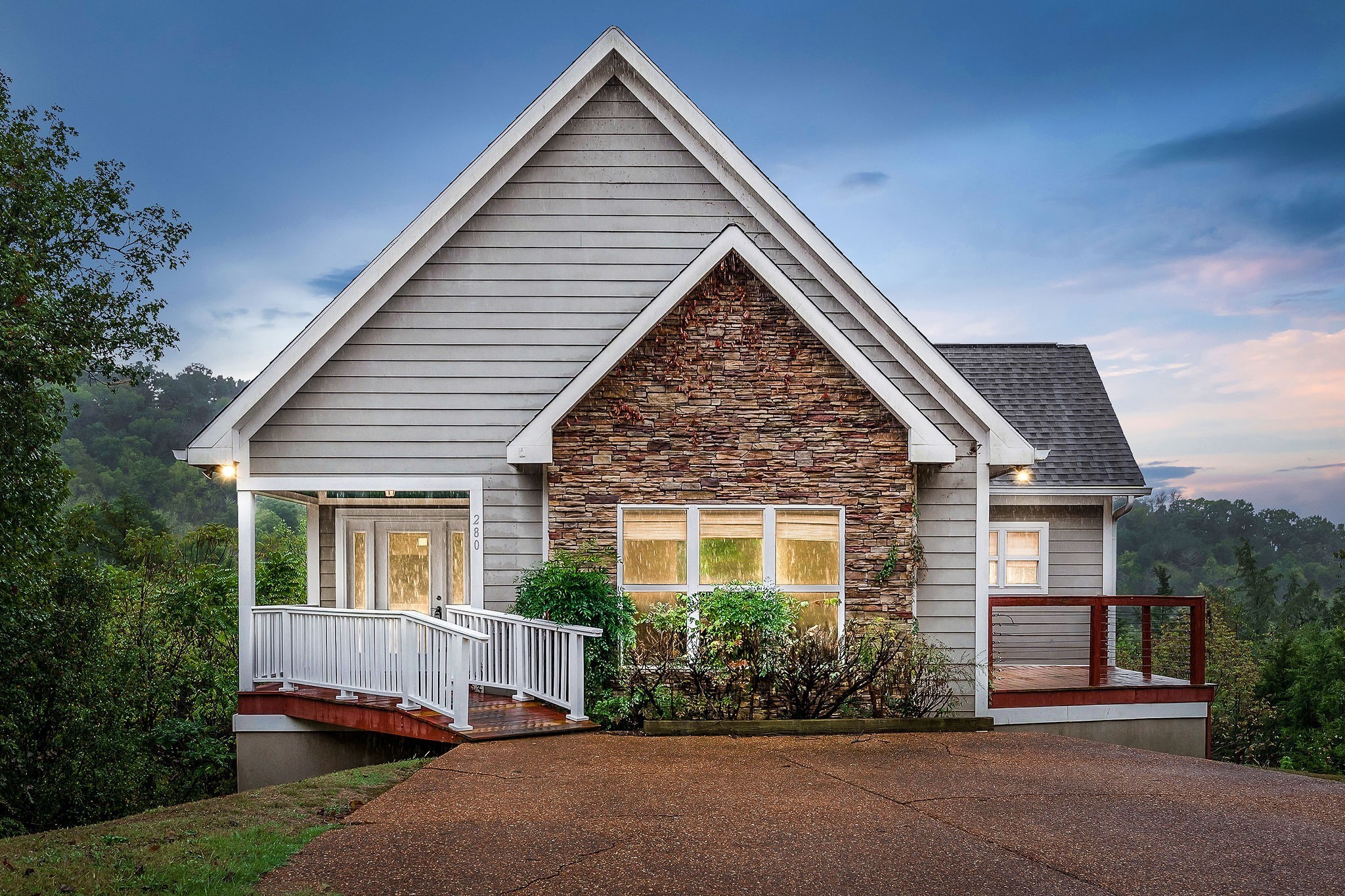 280 Sandgate Dr