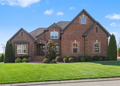 13 Beechwood Ct Mount Juliet TN 37122