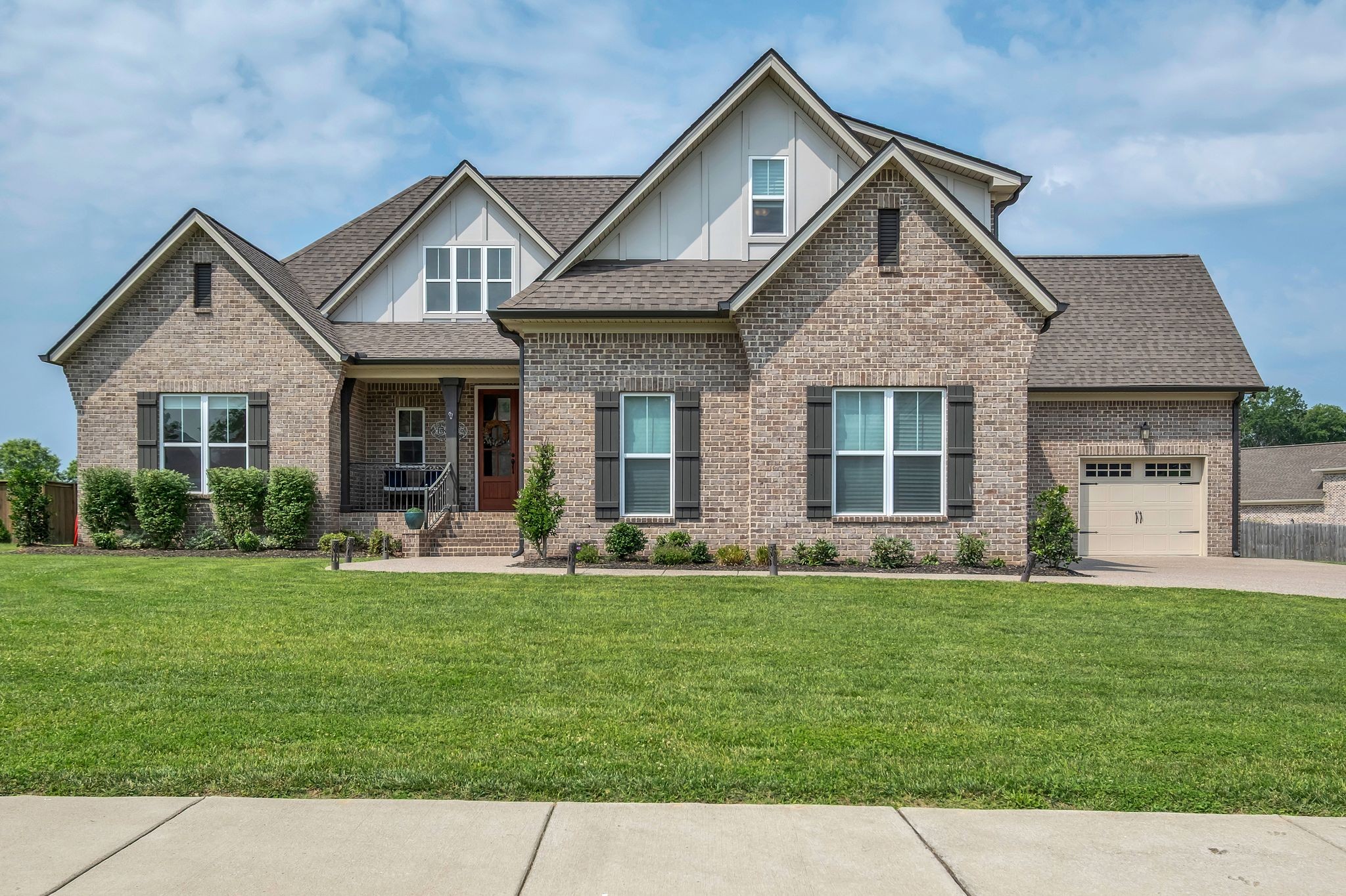 2732 Cherrydale Dr