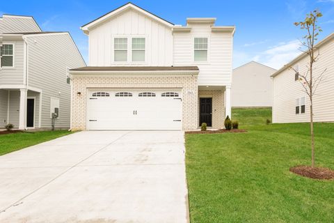 1068 Large Poppy Dr La Vergne TN 37086