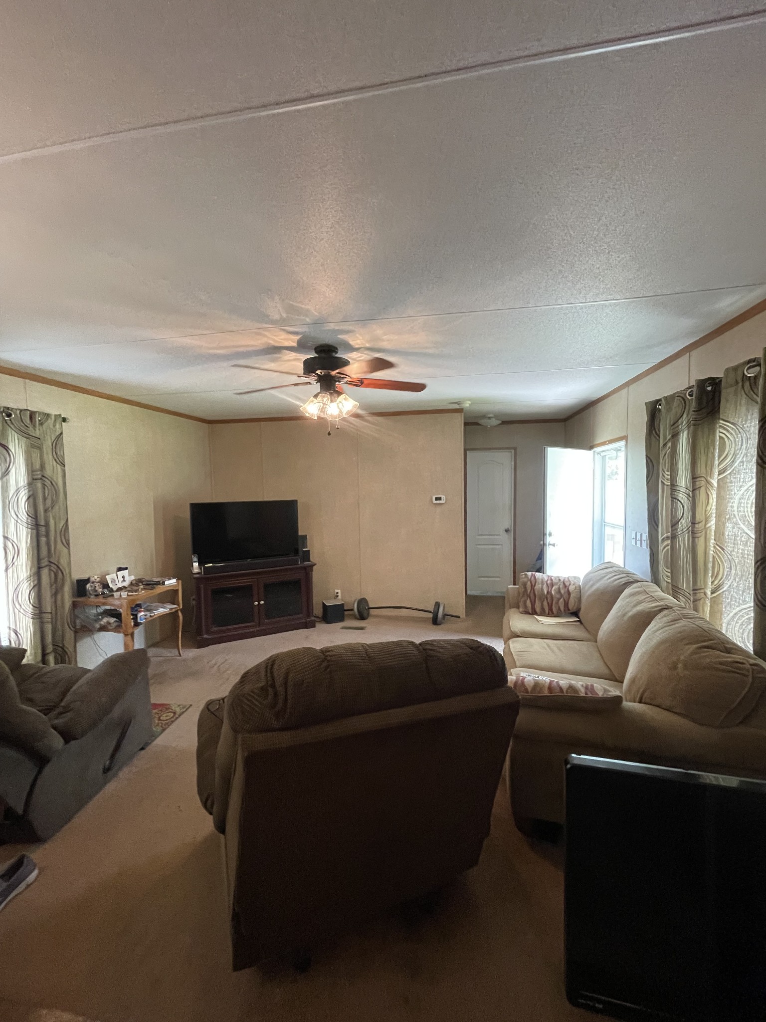 500 Akersville Rd