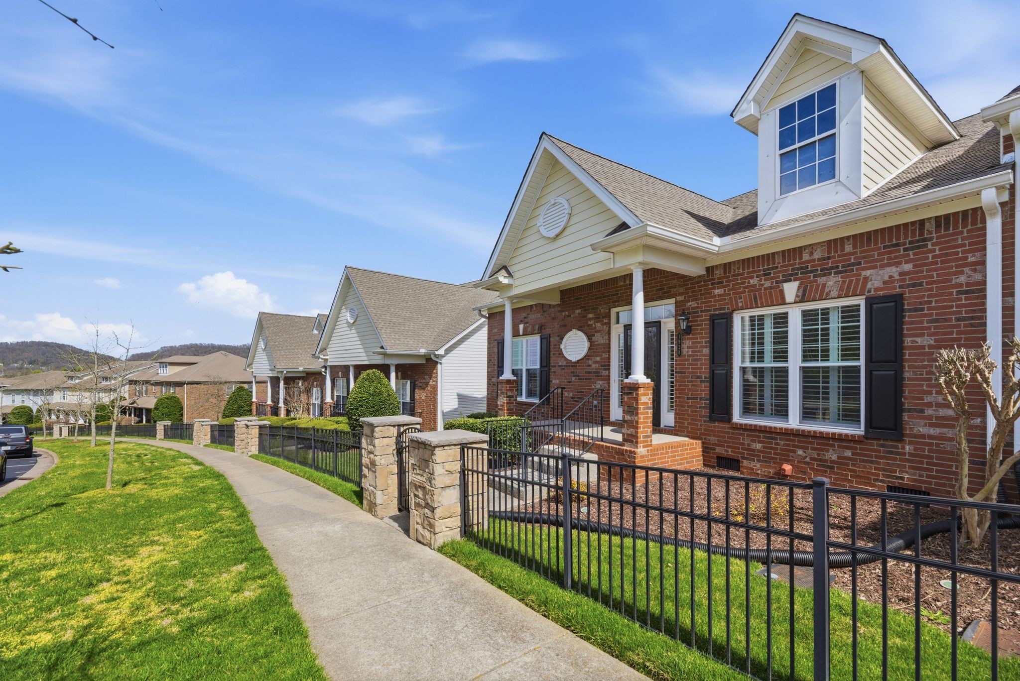 1928 Turning Wheel Ln