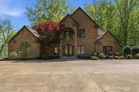 1605 Puryears Bend Rd Hartsville TN 37074