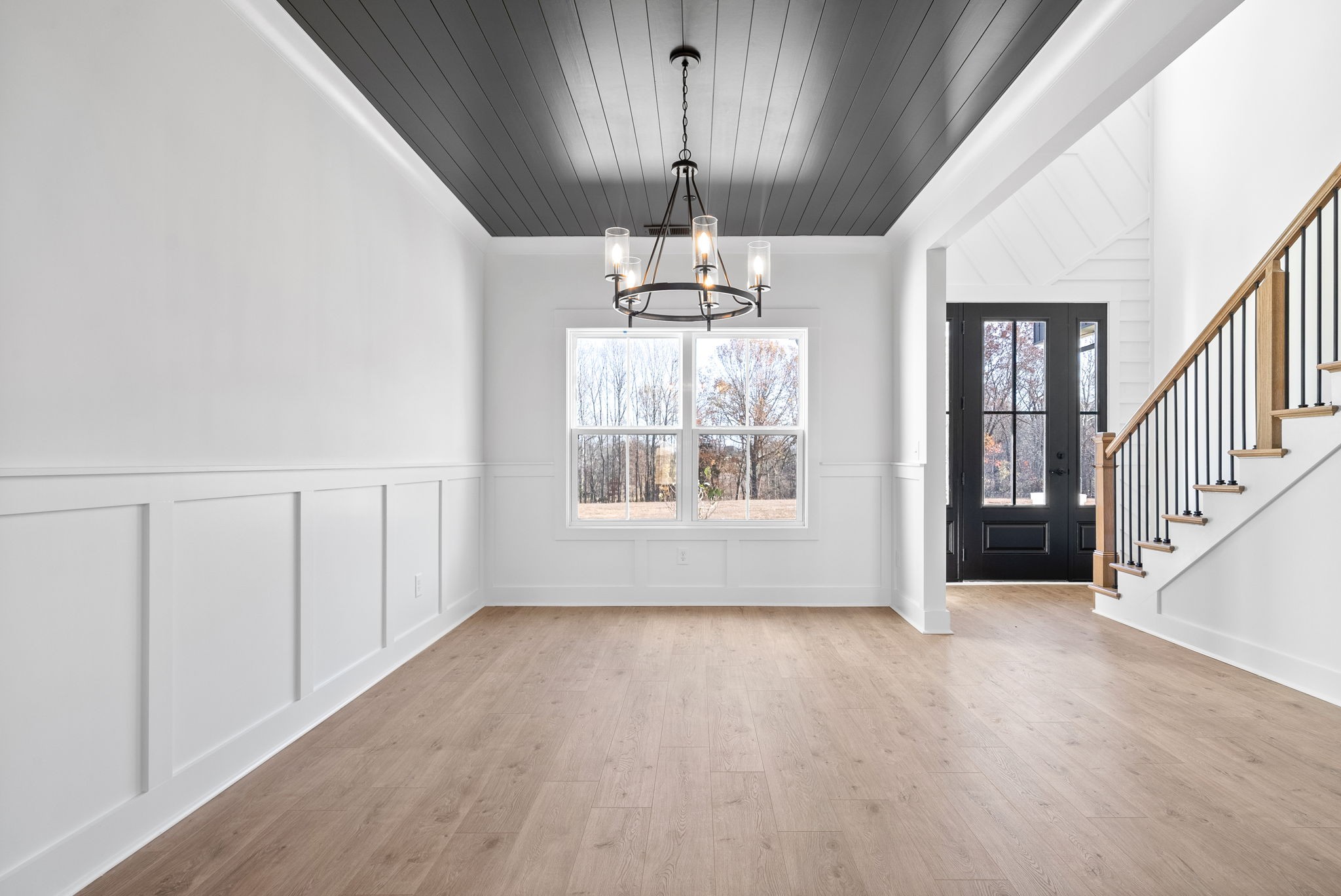 Clarksville, Tennessee 37040, United States, 4 Bedrooms Bedrooms, ,3 BathroomsBathrooms,Residential,Active,236161