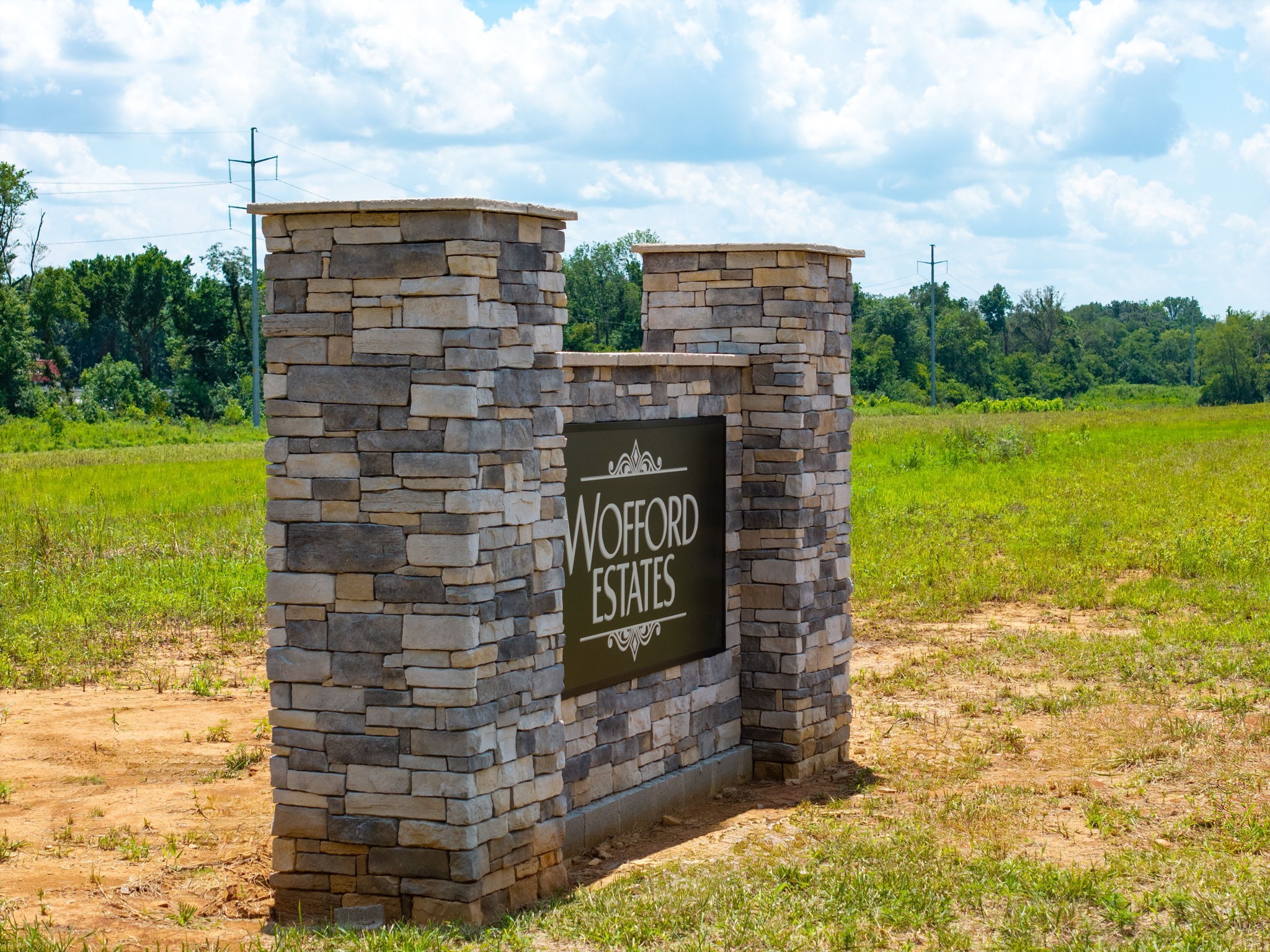 Clarksville, Tennessee 37040, United States, 4 Bedrooms Bedrooms, ,3 BathroomsBathrooms,Residential,Active,236161