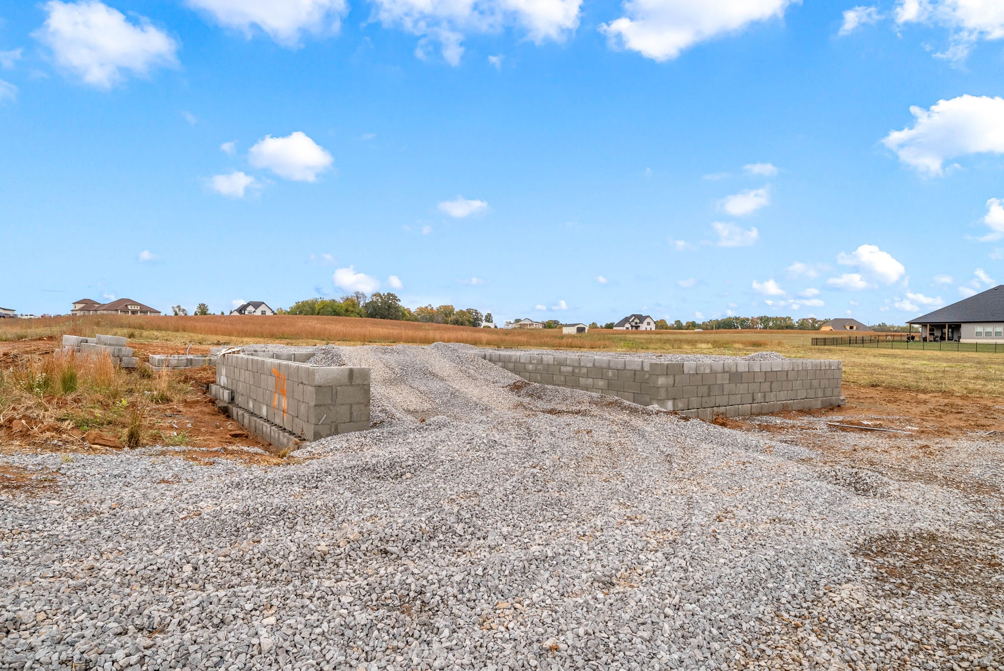 Clarksville, Tennessee 37040, United States, 4 Bedrooms Bedrooms, ,3 BathroomsBathrooms,Residential,Active,236161