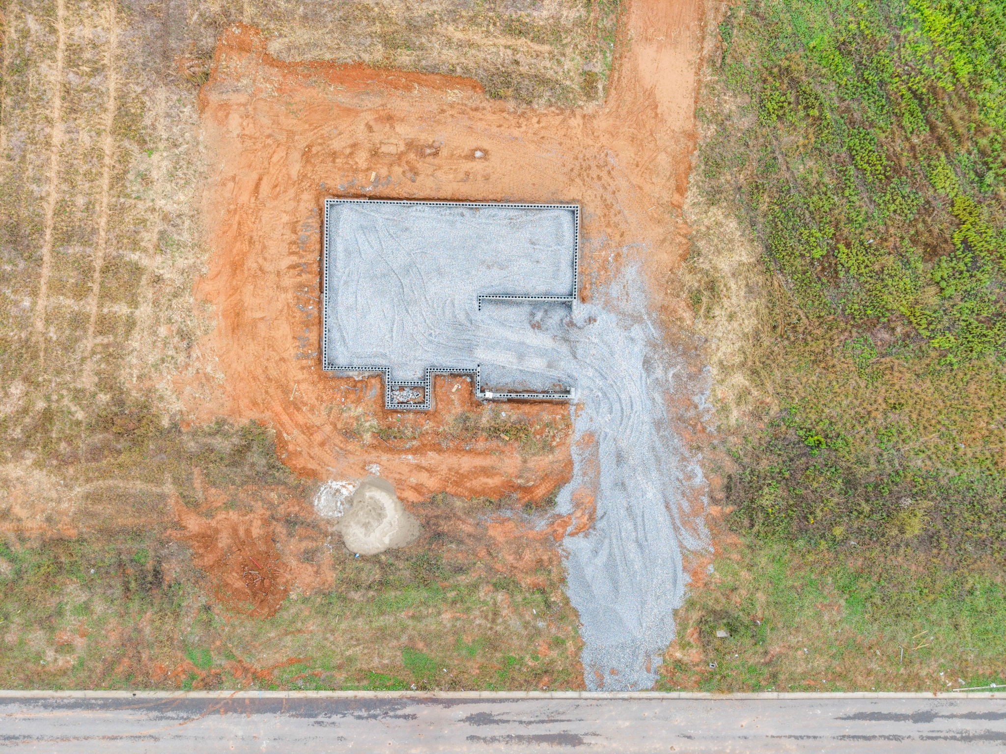 Clarksville, Tennessee 37040, United States, 4 Bedrooms Bedrooms, ,3 BathroomsBathrooms,Residential,Active,236161