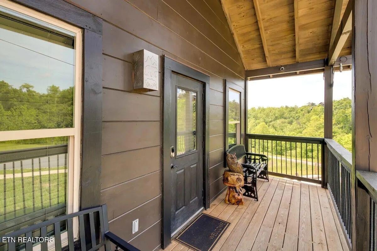 330 Oak Lake Drive