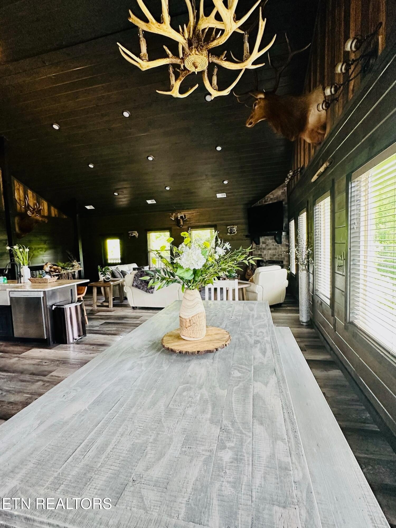 330 Oak Lake Drive