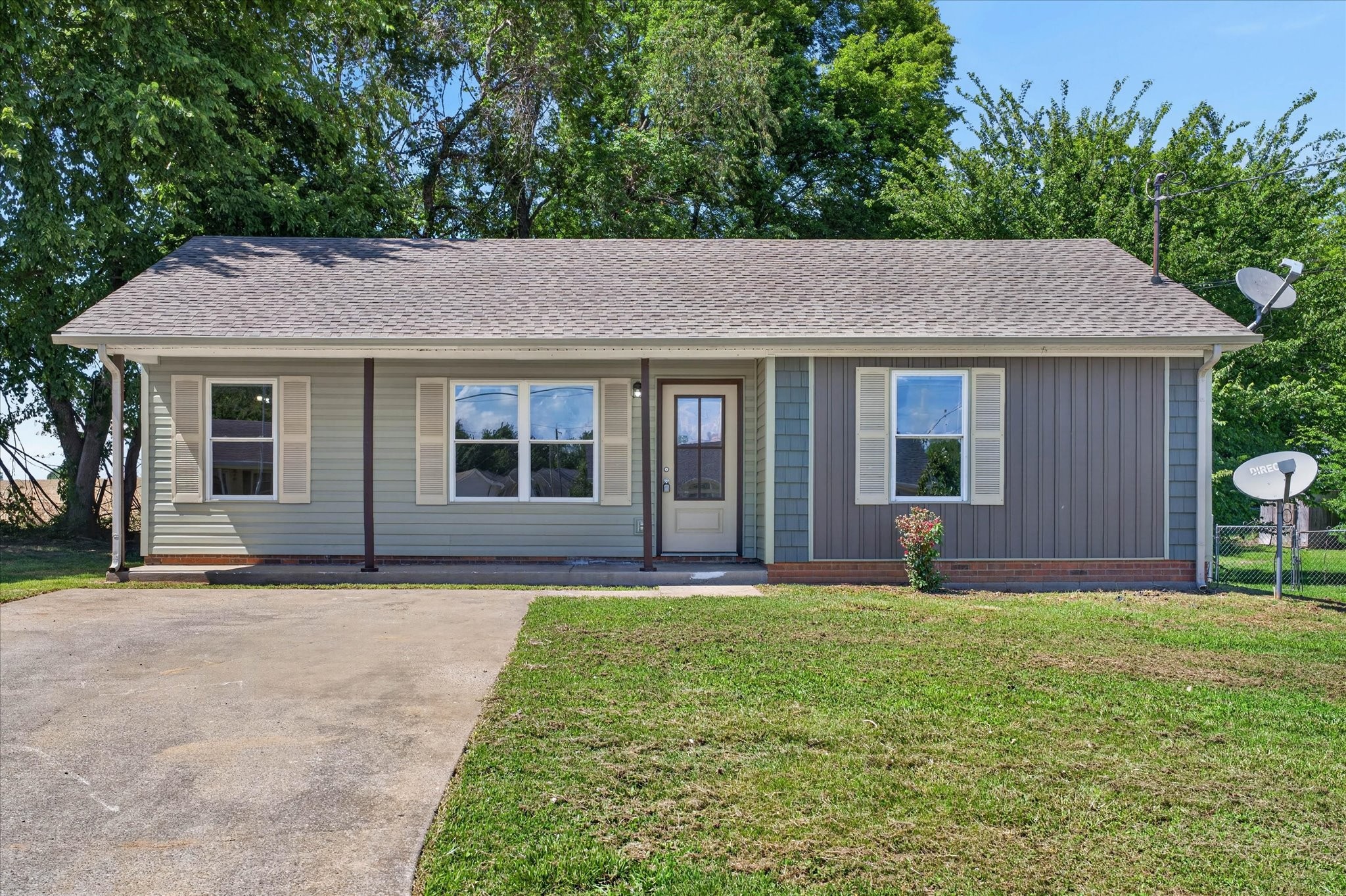1647 Hannibal Dr