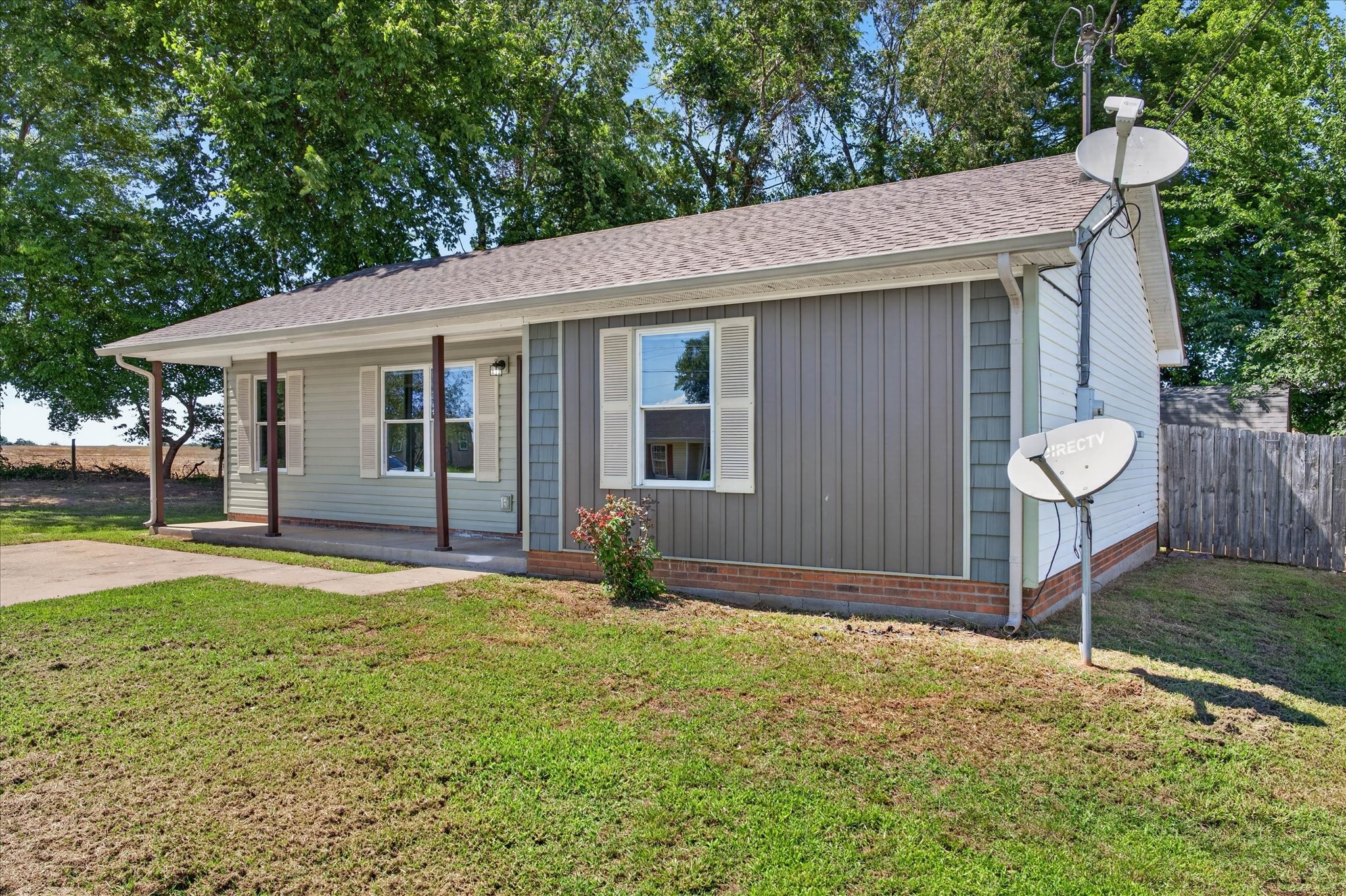 1647 Hannibal Dr
