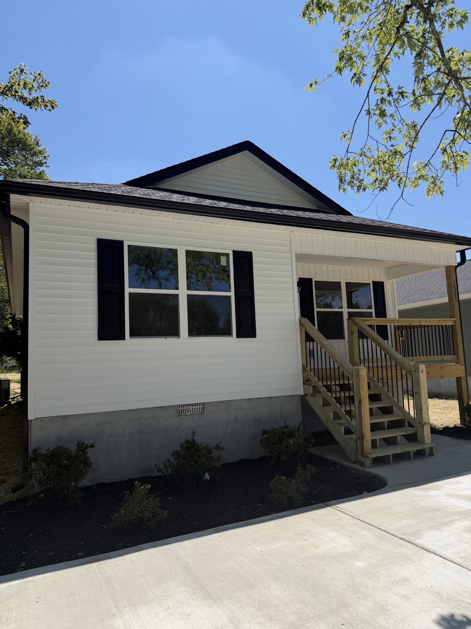 1507 Elrod St SE