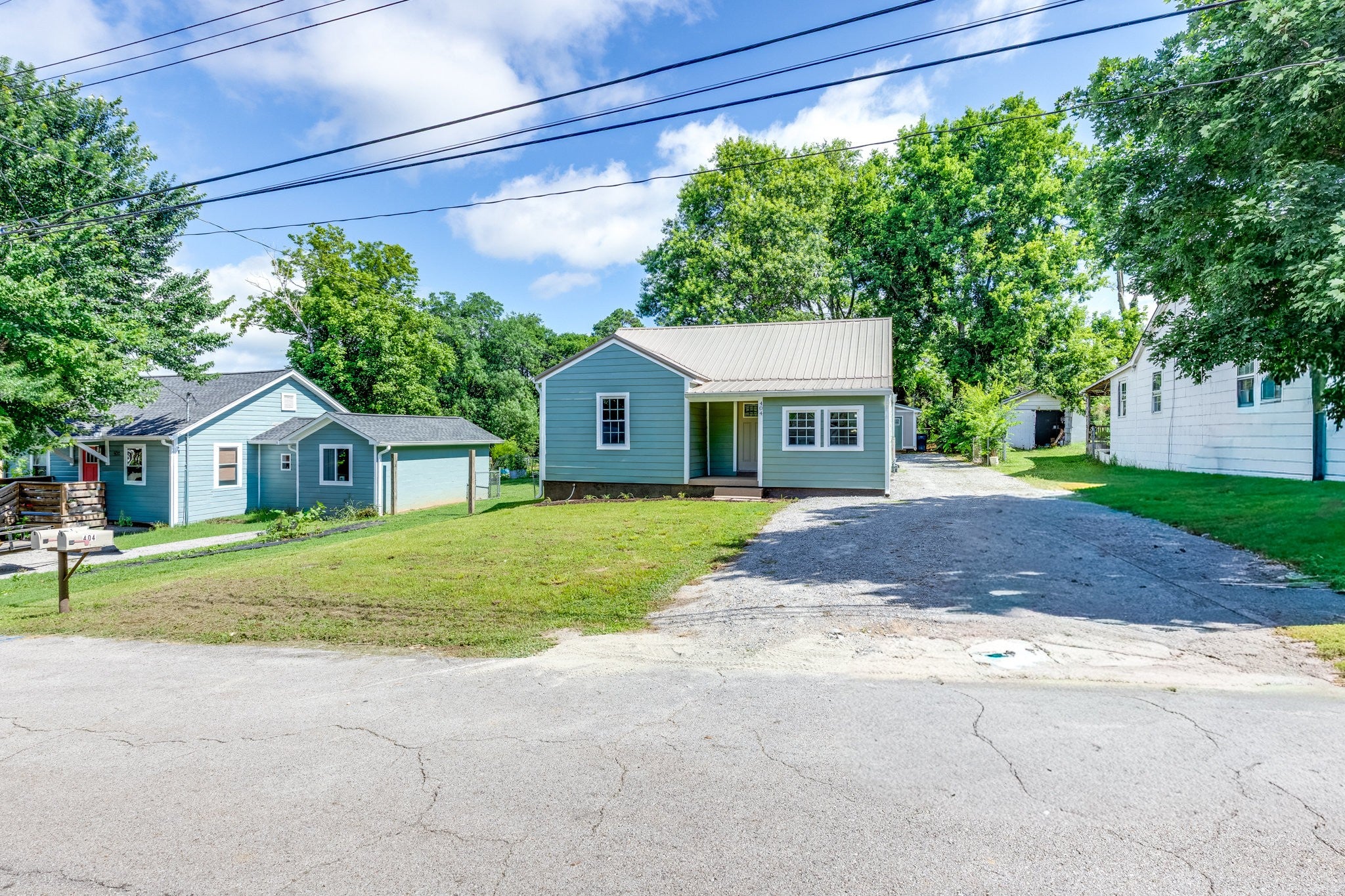 404 Green Acres Dr