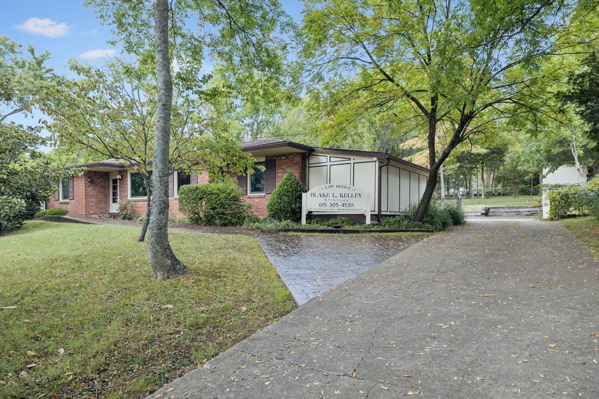 812 W Old Hickory Blvd