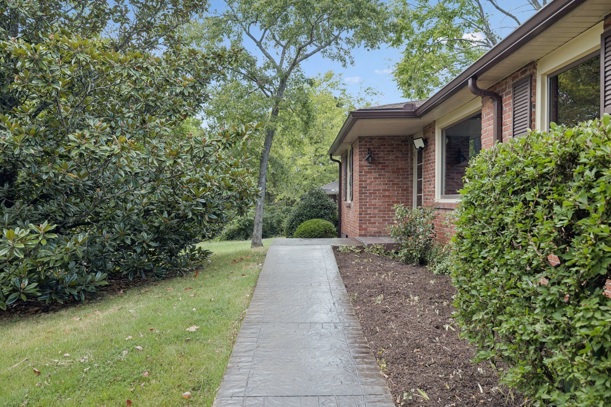 812 W Old Hickory Blvd