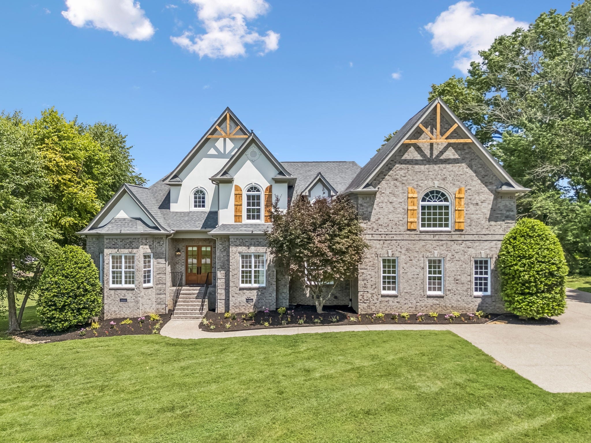 3061 Trotters Ln