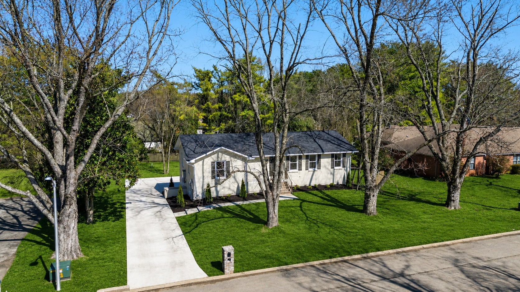 510 Iris Ave