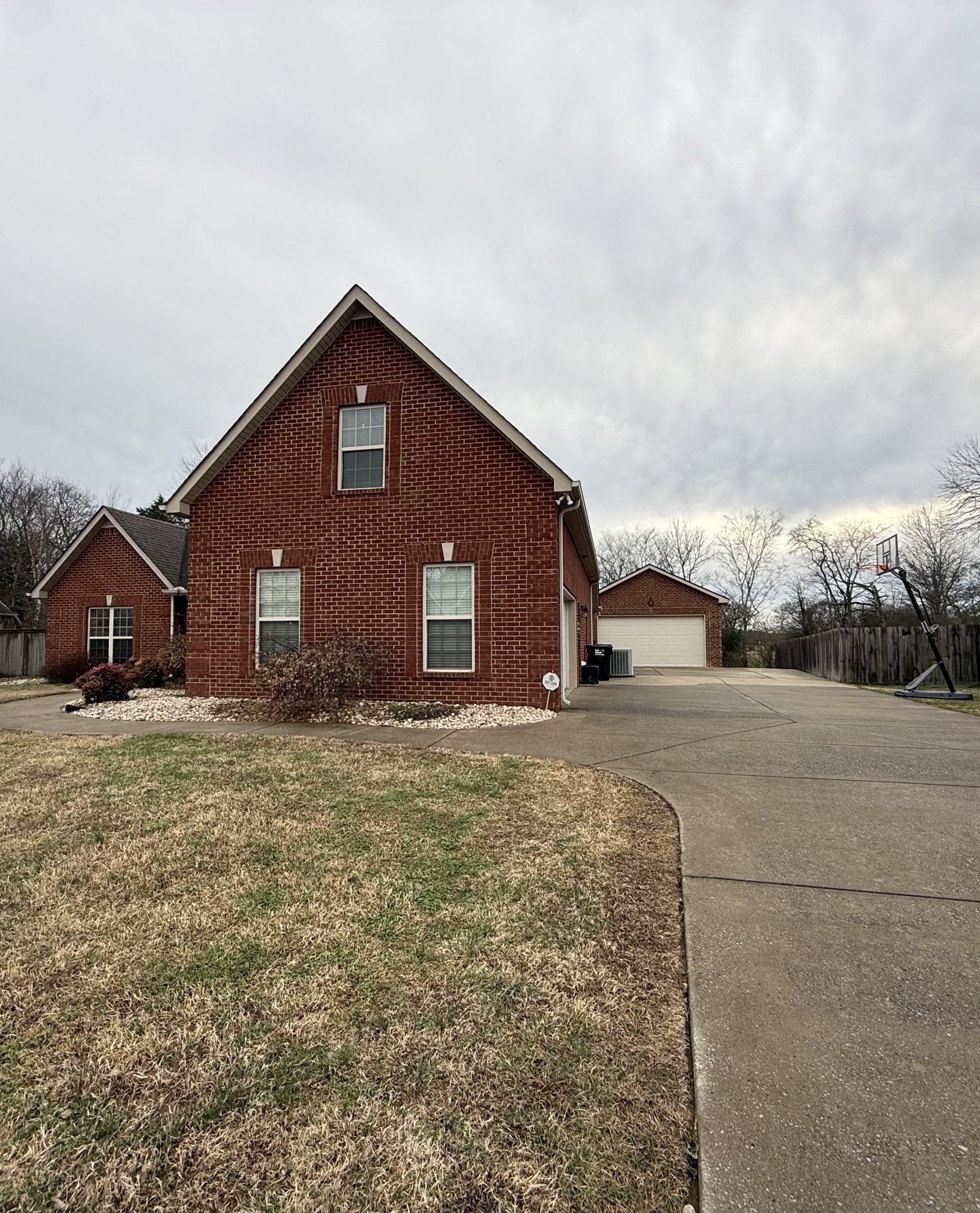 1009 Spring Creek Drive