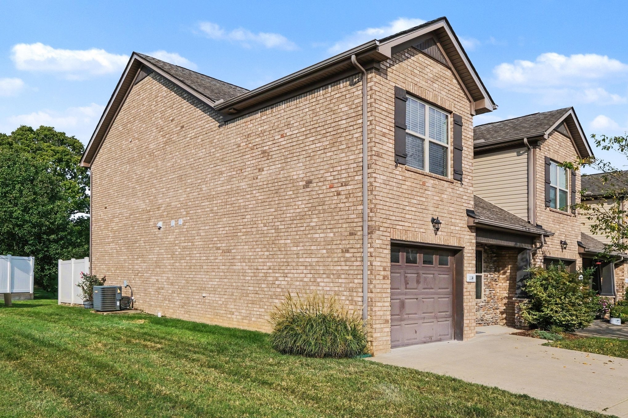 114 Saxony Way