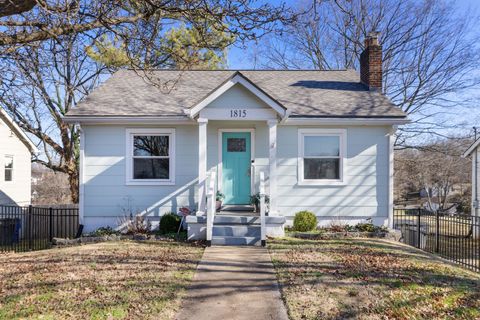 1815 Dimple Ct Columbia TN 38401